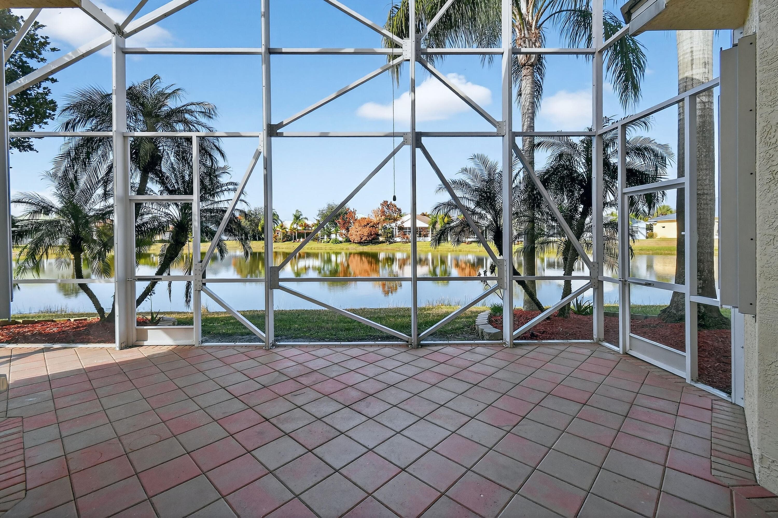 120 NW Willow Grove Avenue, Port St. Lucie, FL 34986 63