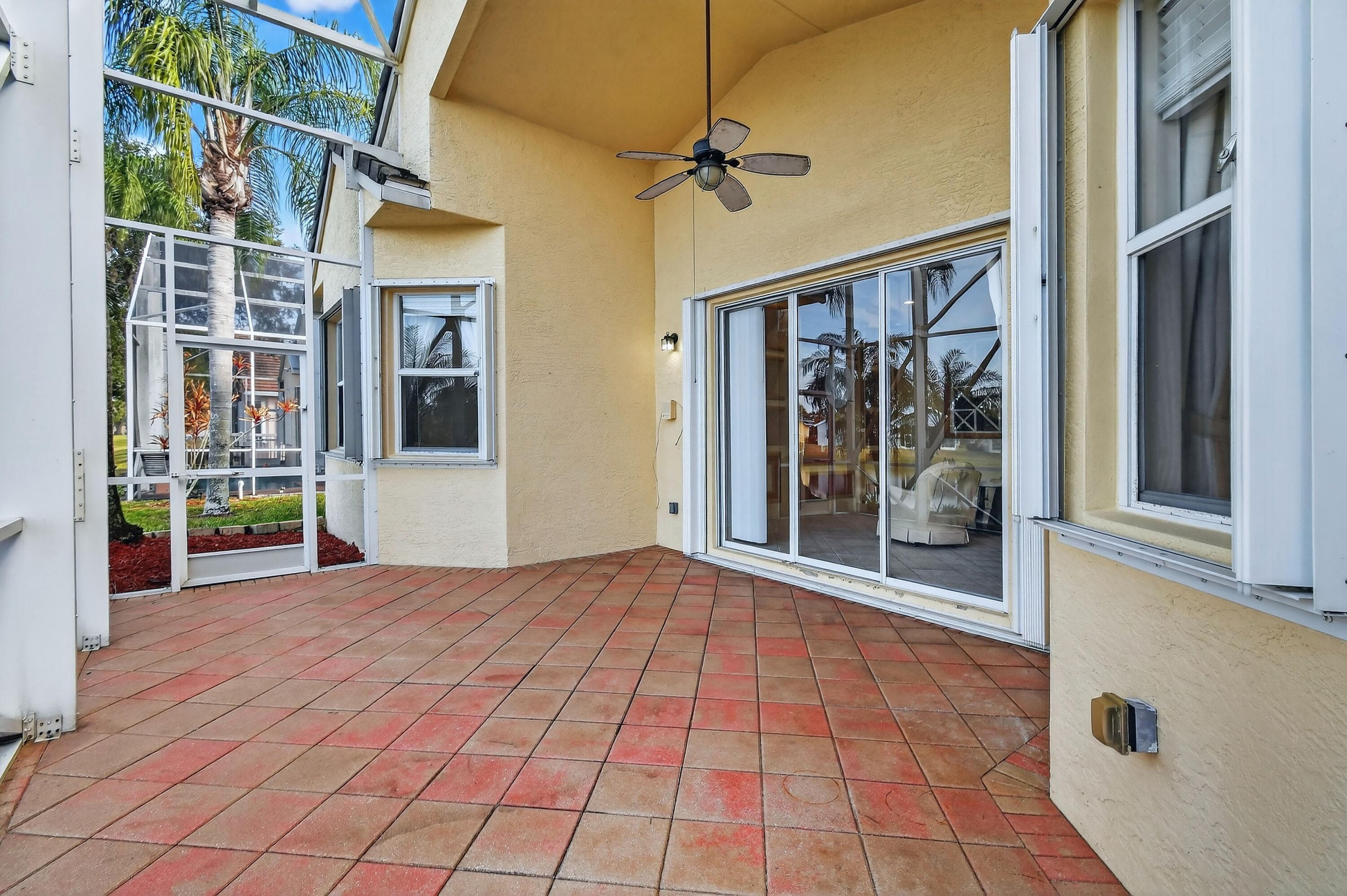 120 NW Willow Grove Avenue, Port St. Lucie, FL 34986 66