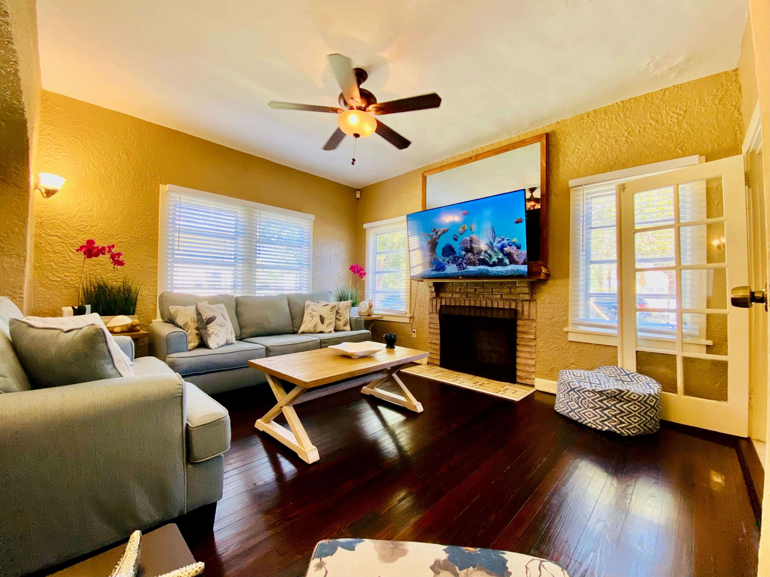 5555 Garden Avenue Sfh With A Detached Apt. Bldg., West Palm Beach, FL 33405