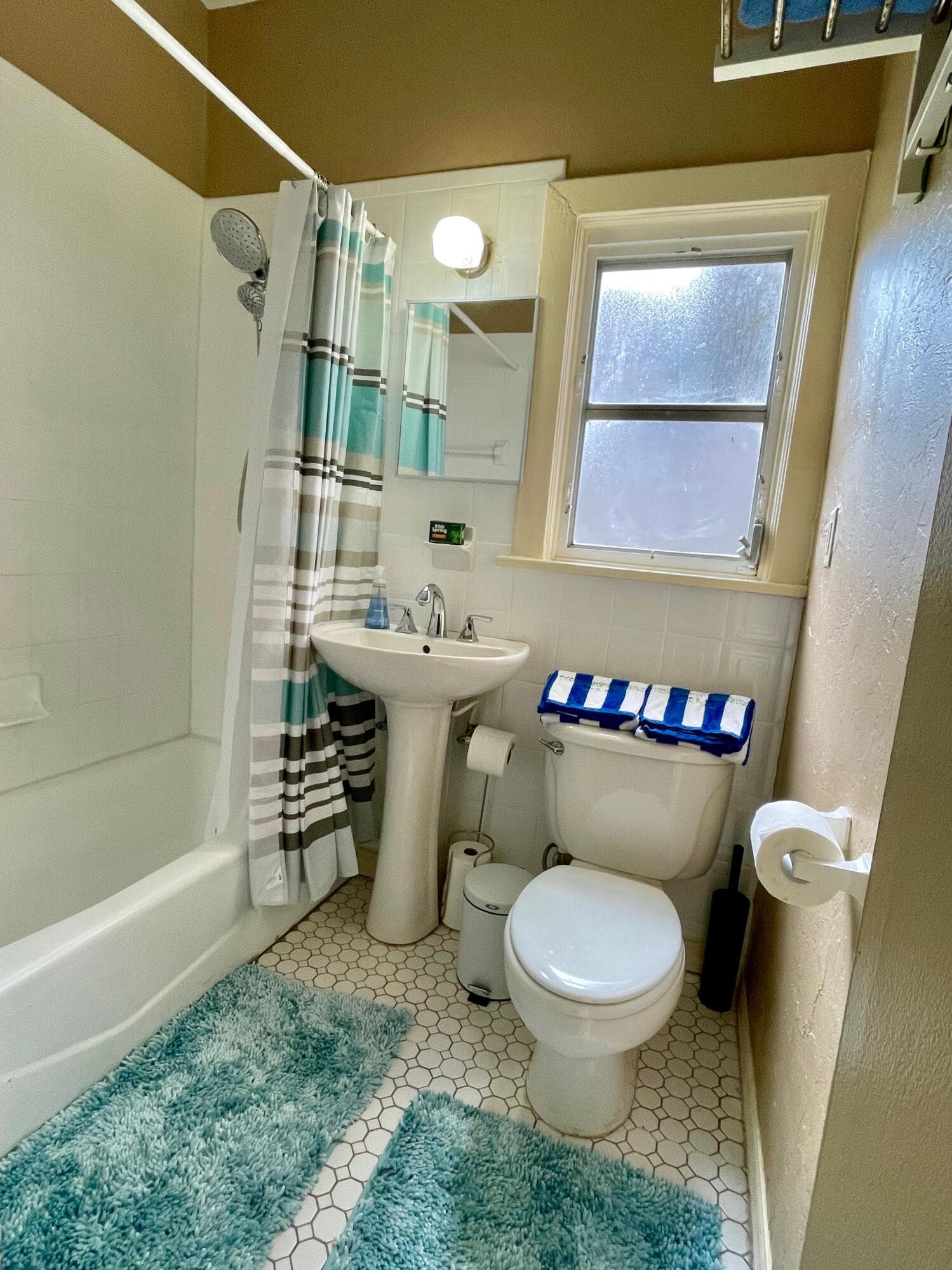 5555 Garden Avenue Sfh With A Detached Apt. Bldg., West Palm Beach, FL 33405 18
