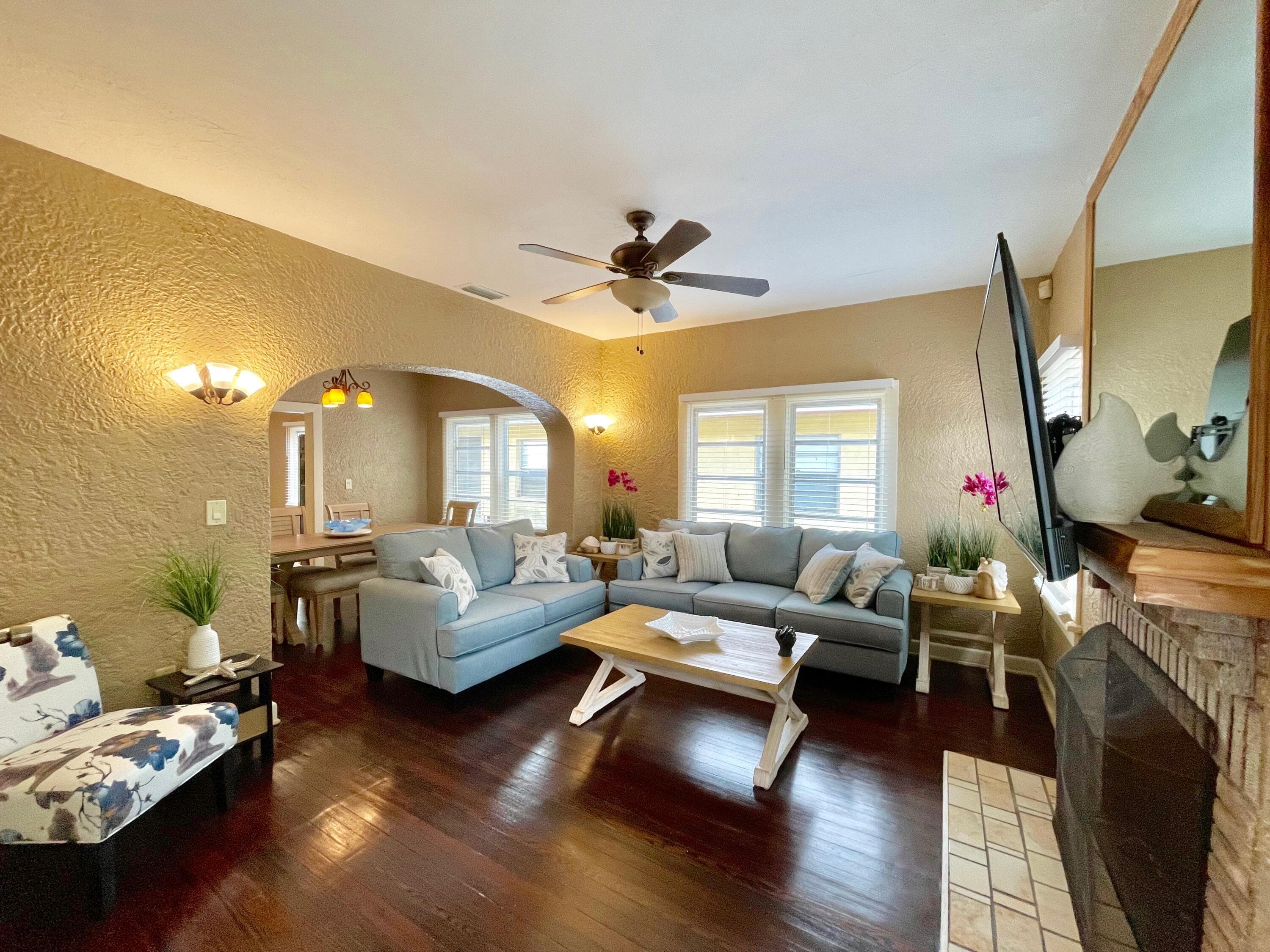 5555 Garden Avenue Sfh With A Detached Apt. Bldg., West Palm Beach, FL 33405 4