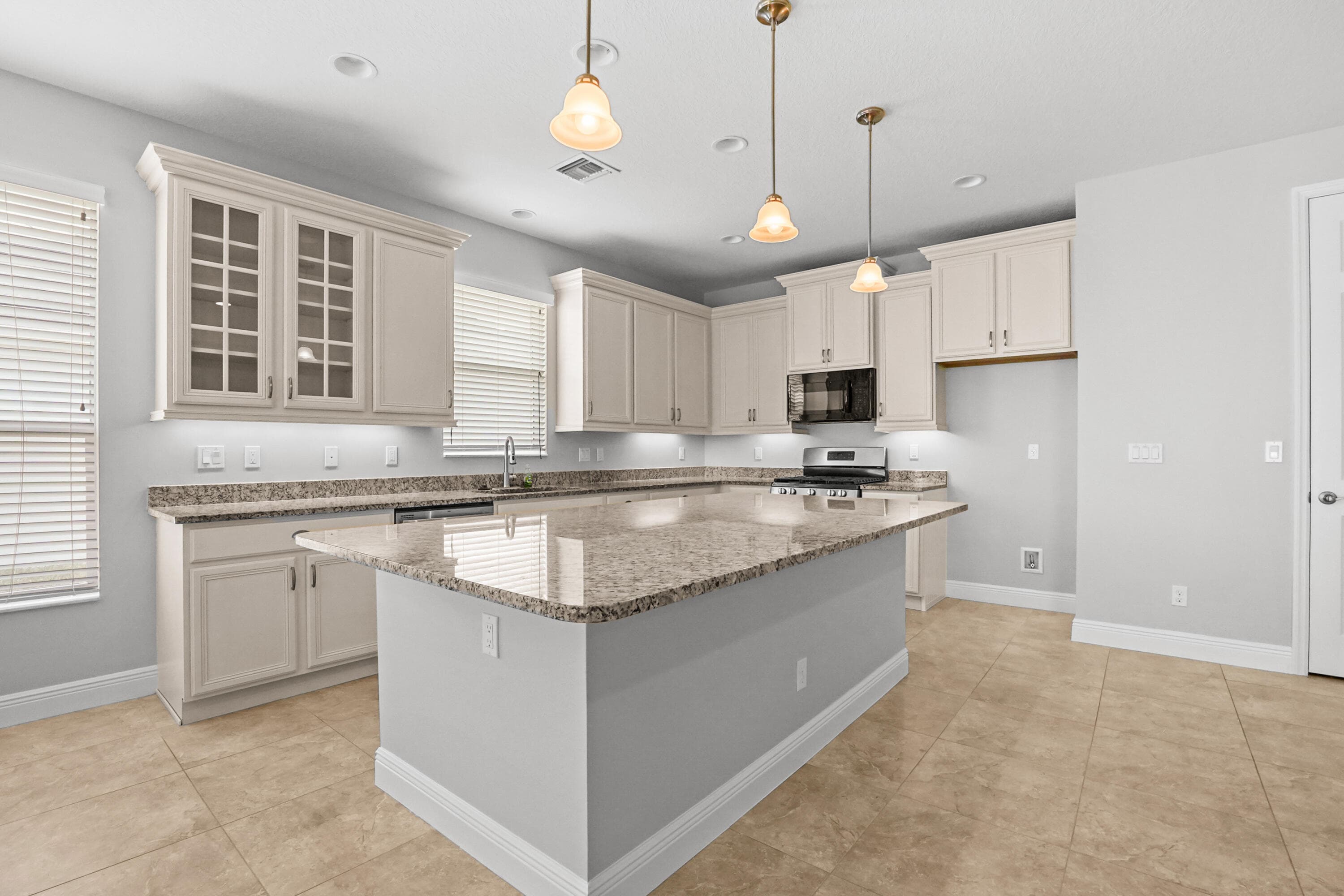 10139 SW Cypress Wood Court, Port St. Lucie, FL 34987 4