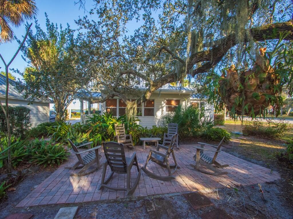 3001 N N Indian River Drive Drive, Fort Pierce, FL 34946 40