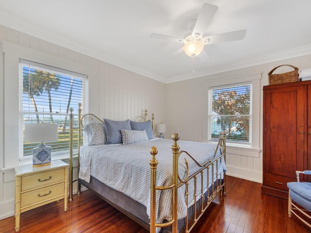 3001 N N Indian River Drive Drive, Fort Pierce, FL 34946 24