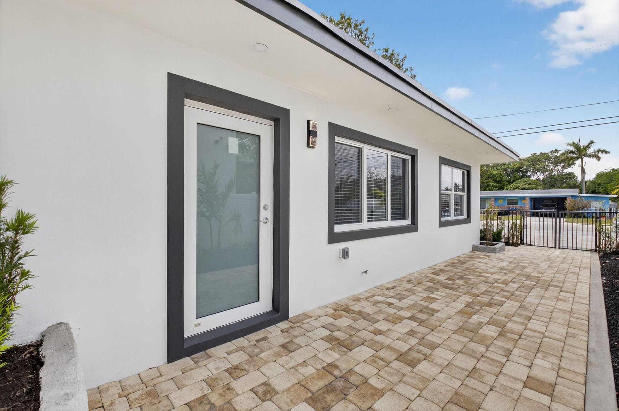 341 SE 3rd Avenue, Delray Beach, FL 33483 2