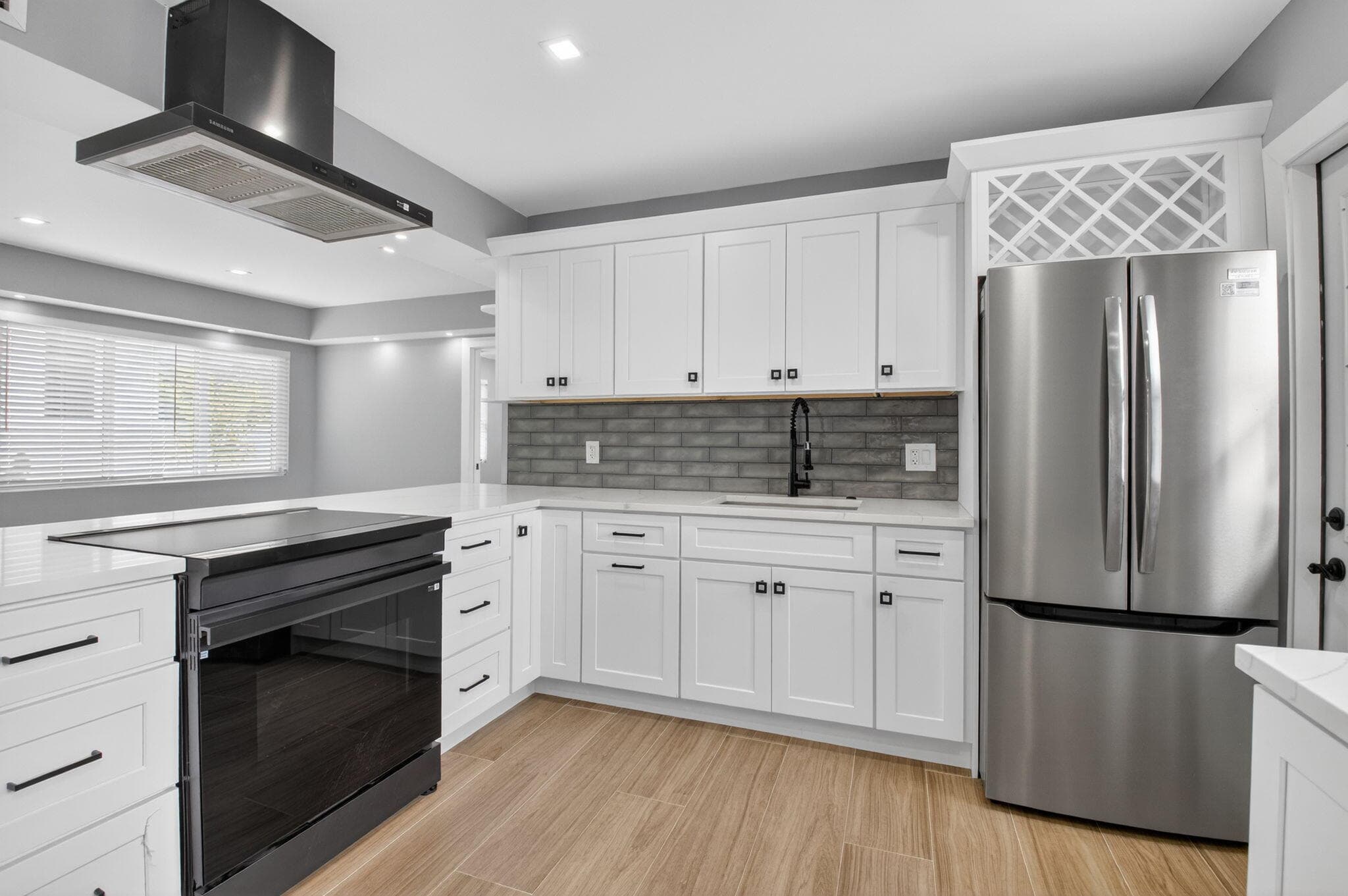 341 SE 3rd Avenue, Delray Beach, FL 33483 8