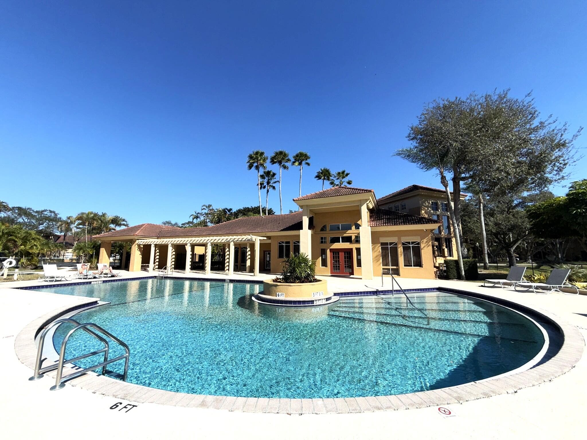 4839 Via Palm Lakes 1106, West Palm Beach, FL 33417 45