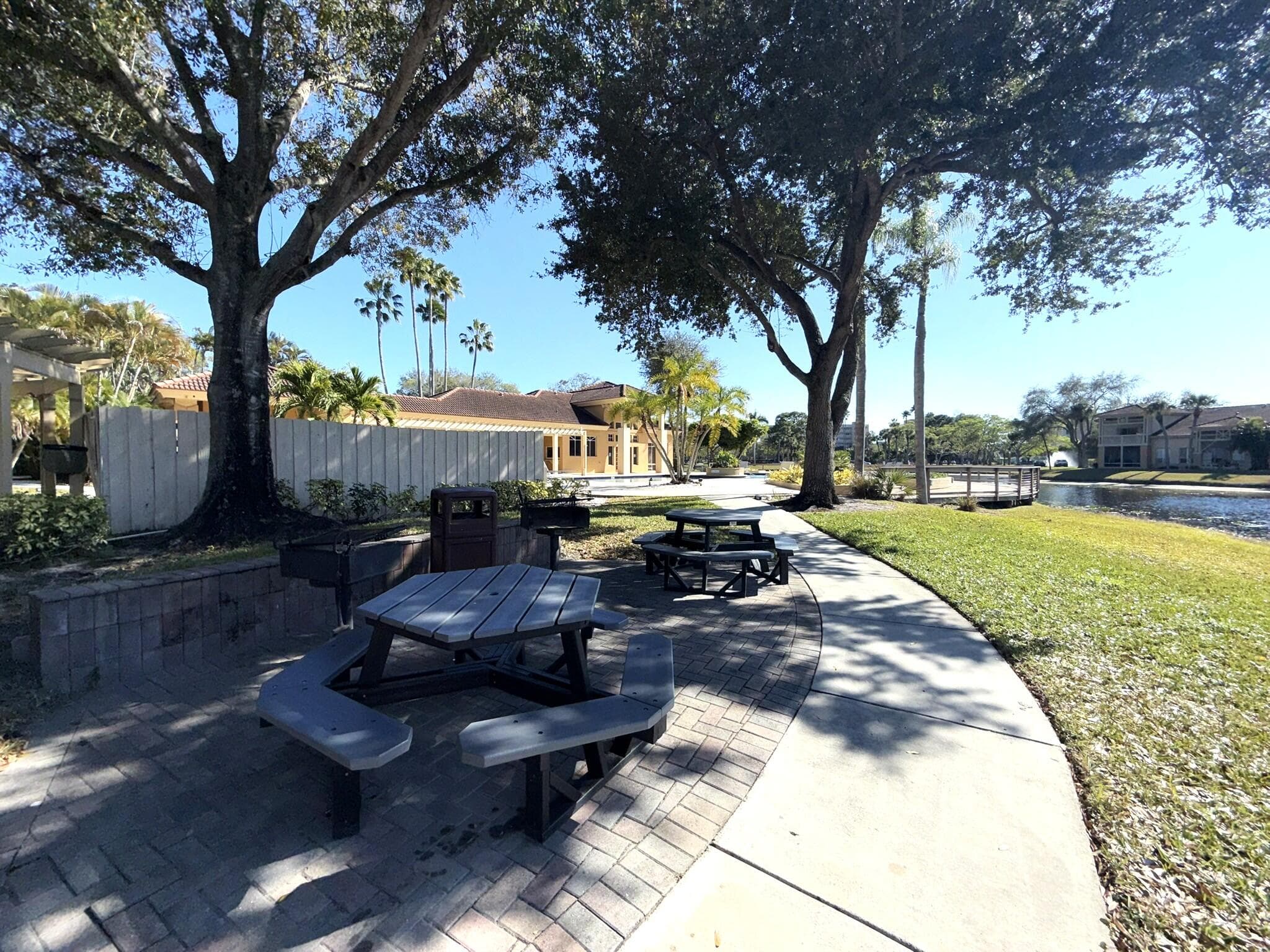 4839 Via Palm Lakes 1106, West Palm Beach, FL 33417 49