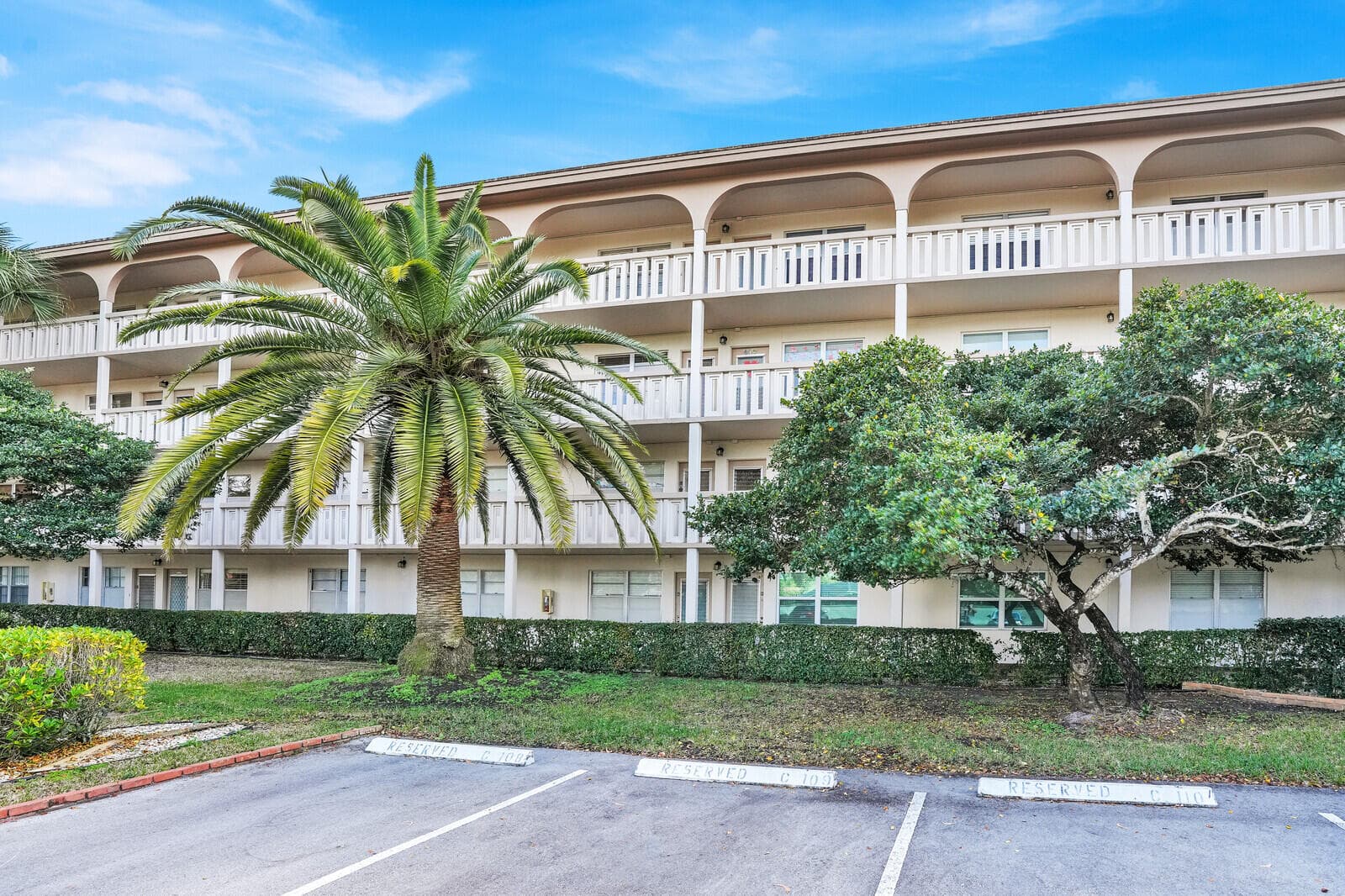 2102 Lucaya Bend F2, Coconut Creek, FL 33066