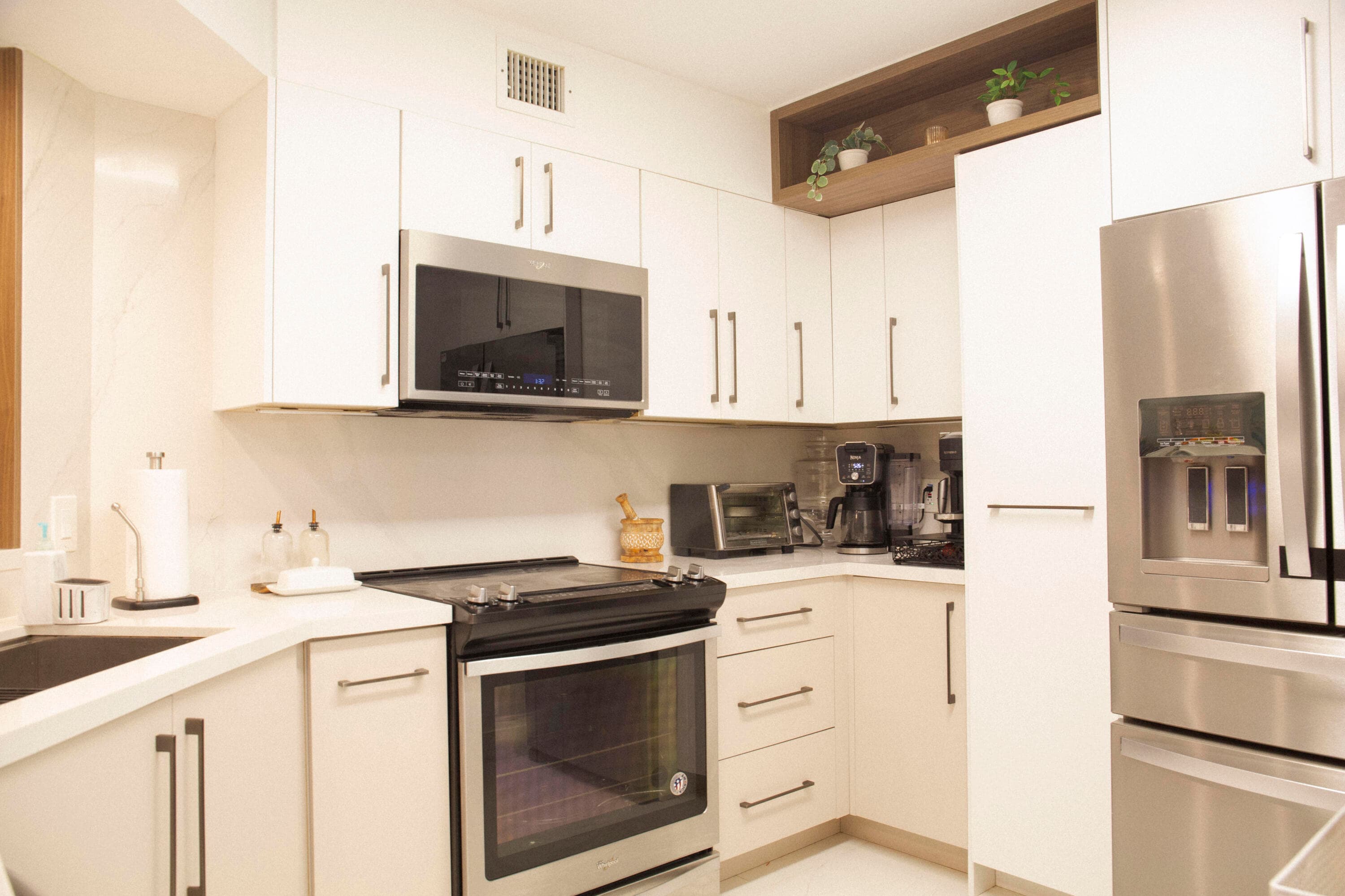 800 Scotia Drive 203, Hypoluxo, FL 33462 38