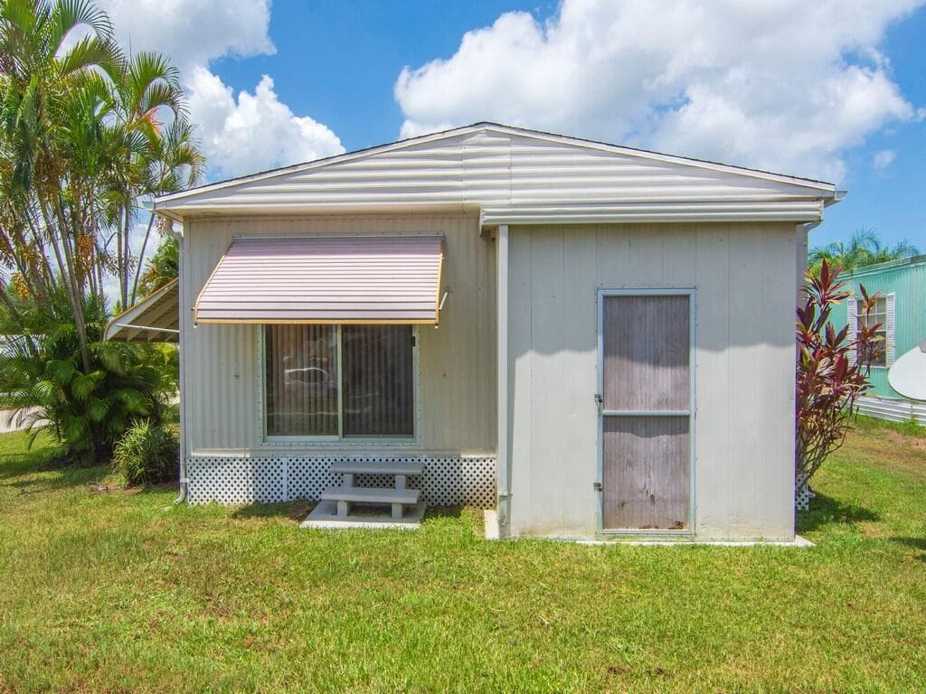 1 Castilla Lane, Port St. Lucie, FL 34952 36