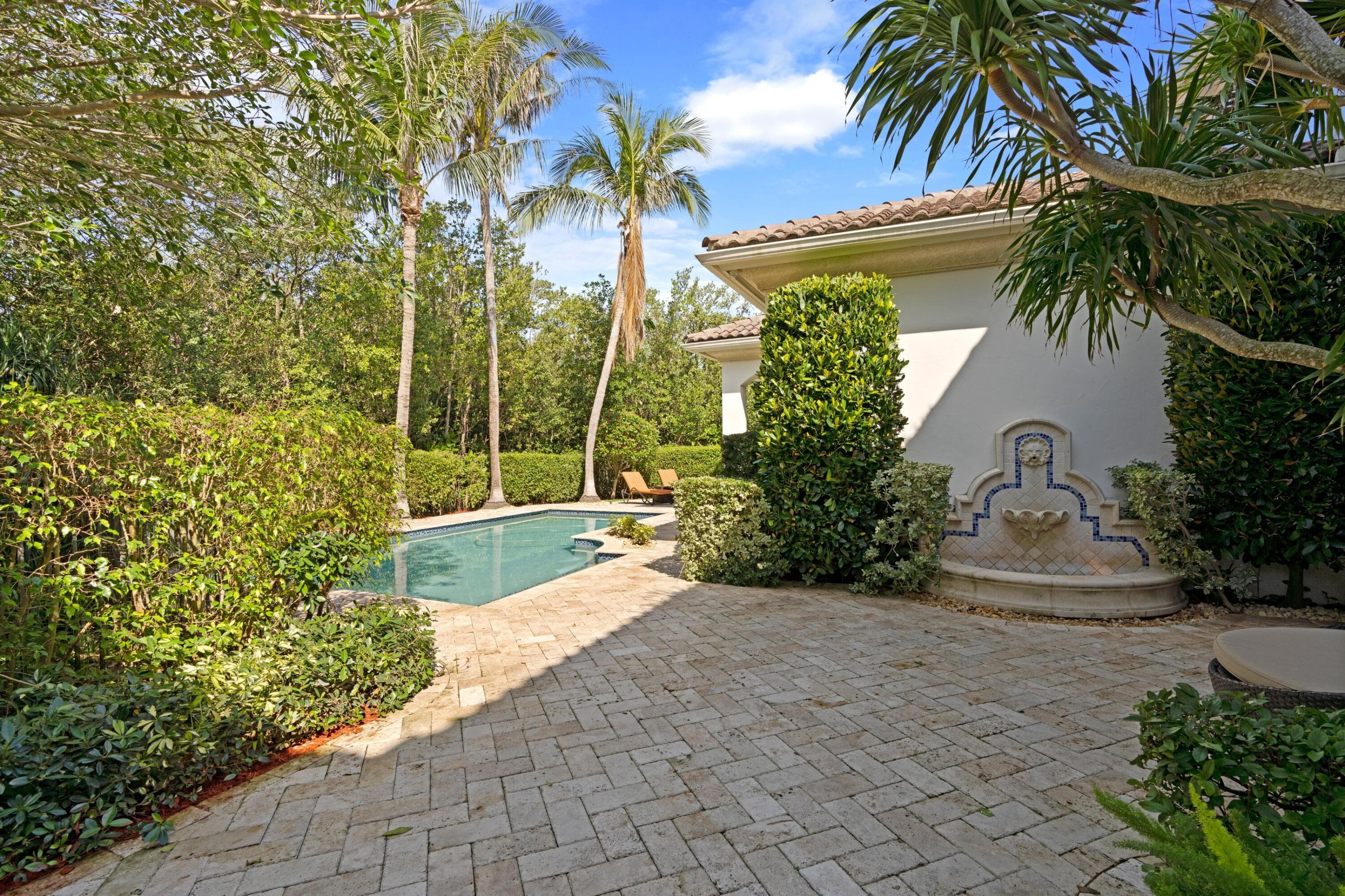 4102 S Ocean Boulevard, Highland Beach, FL 33487 33