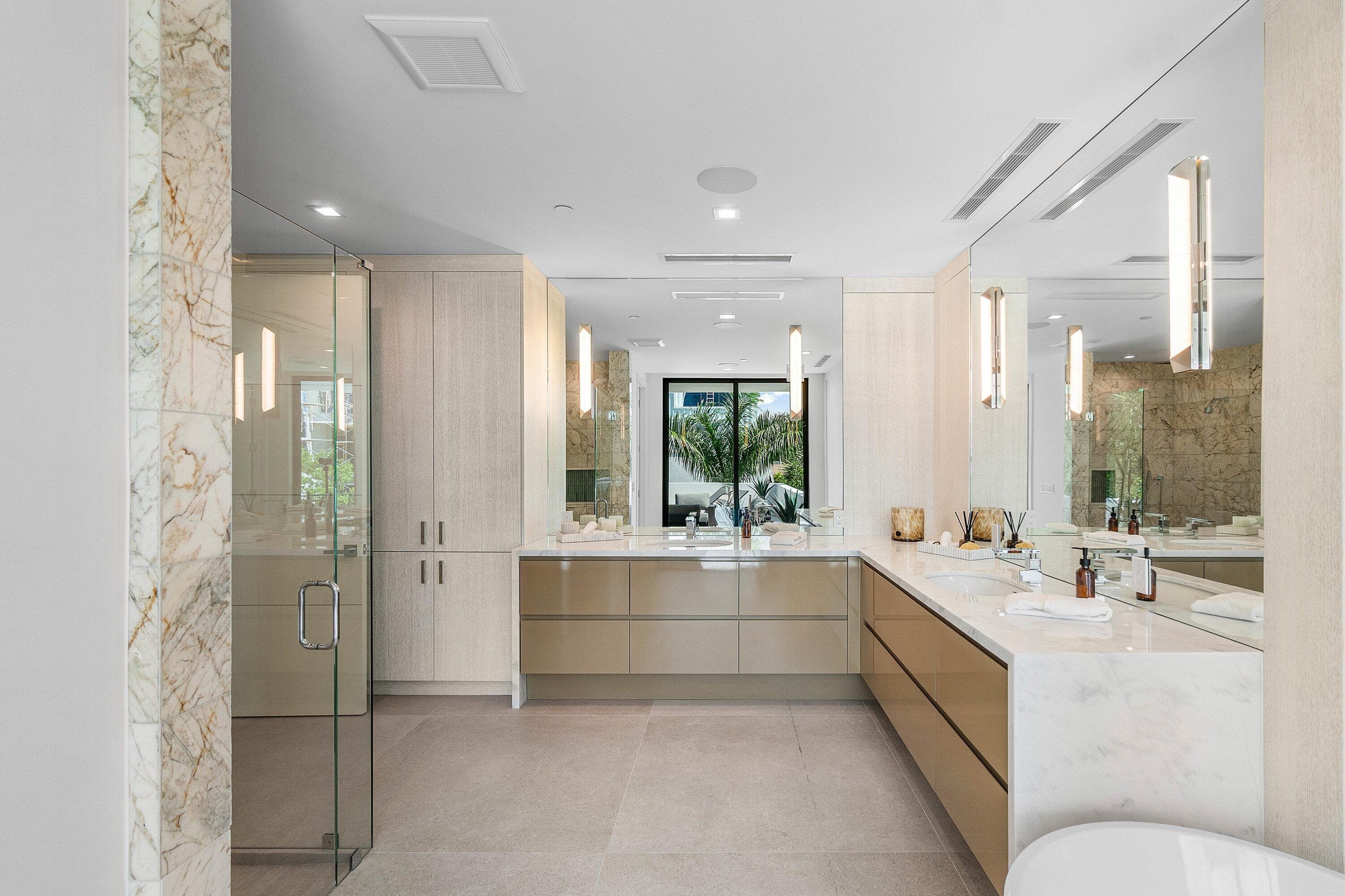 810 Palm Trail, Delray Beach, FL 33483 43