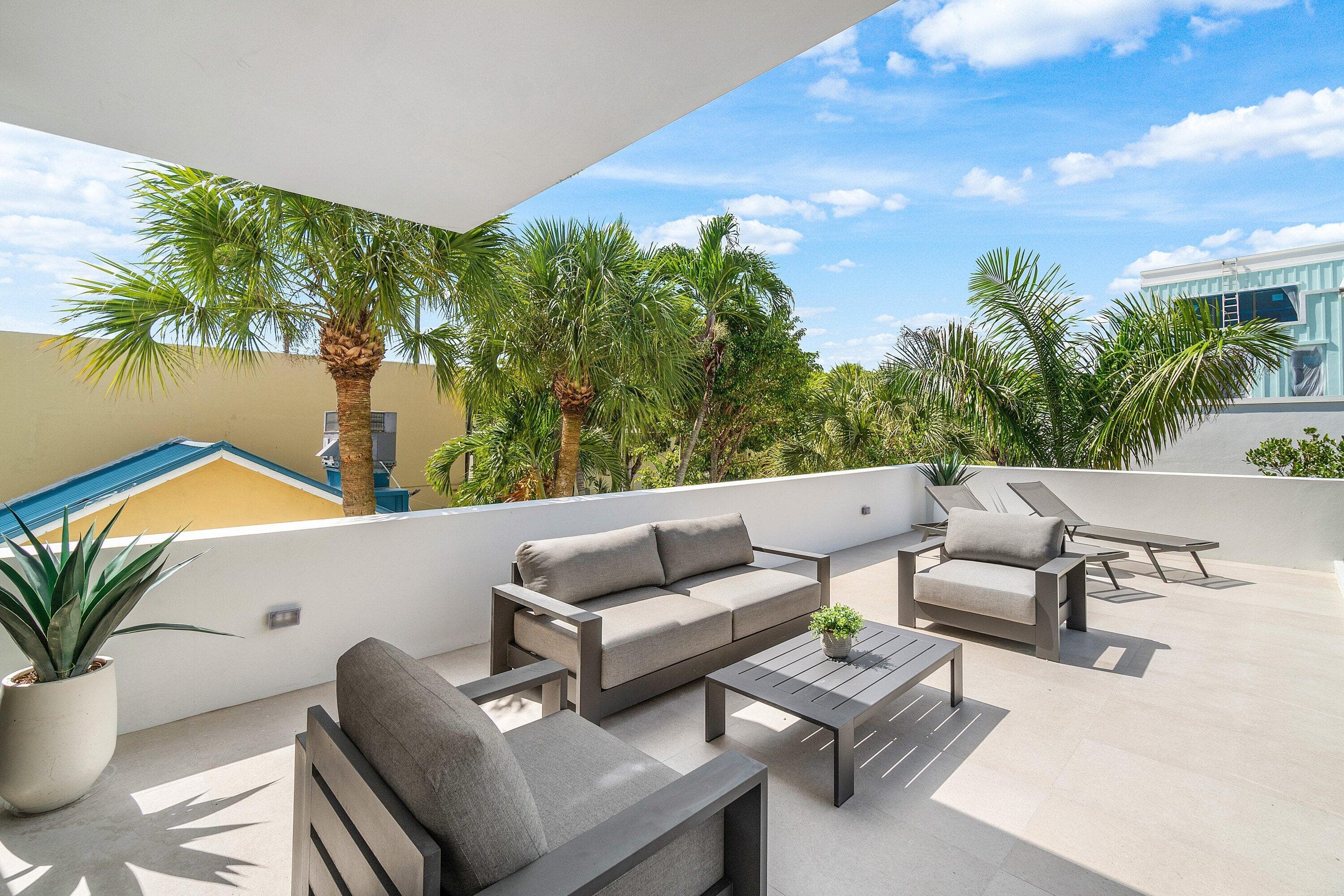 810 Palm Trail, Delray Beach, FL 33483 47