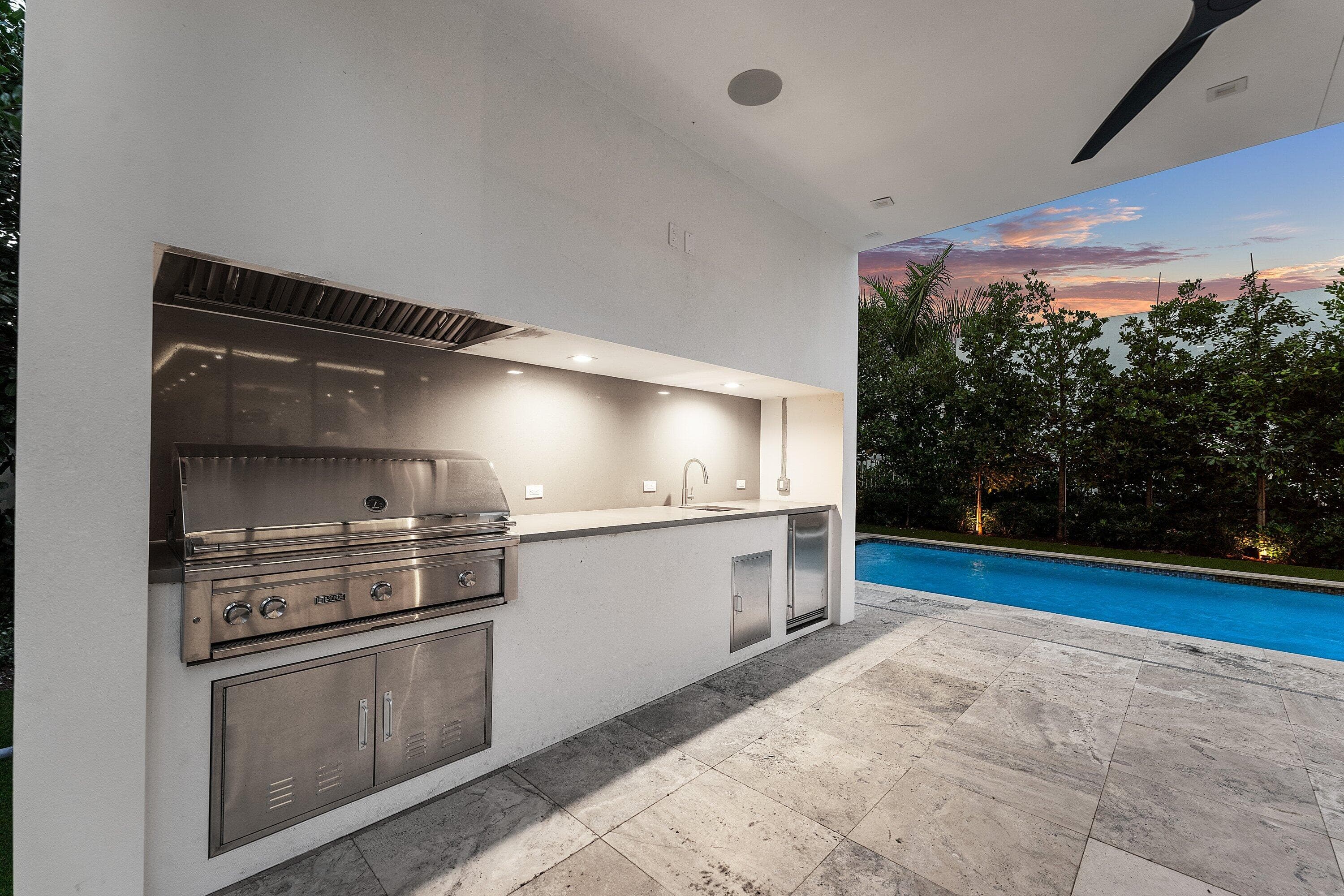 810 Palm Trail, Delray Beach, FL 33483 75