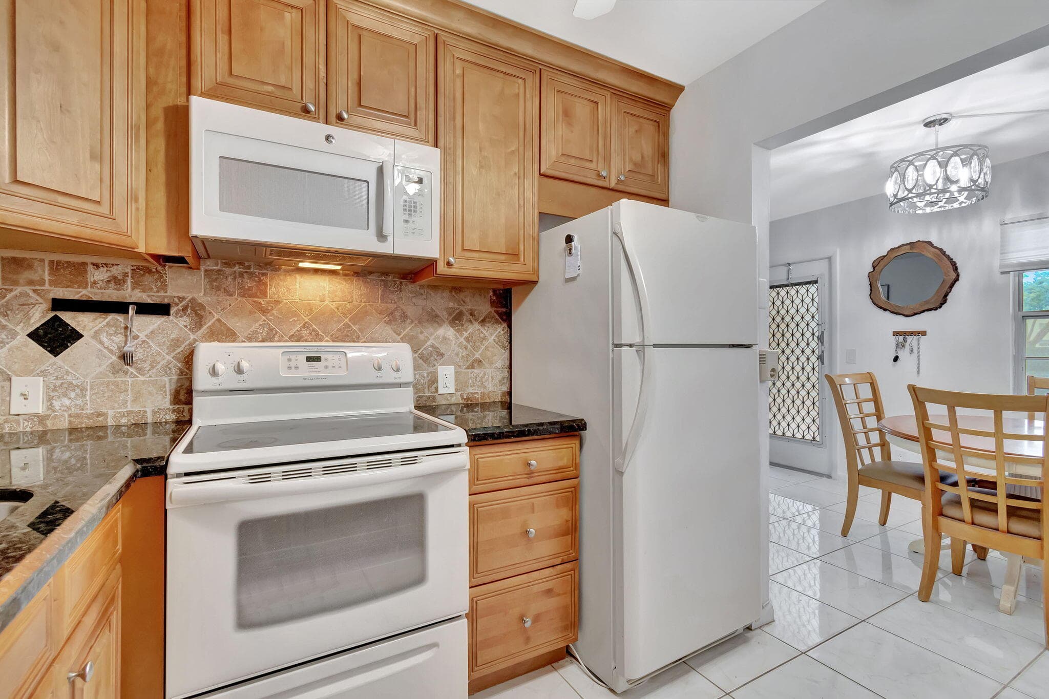 339 Preston I, Boca Raton, FL 33434 17