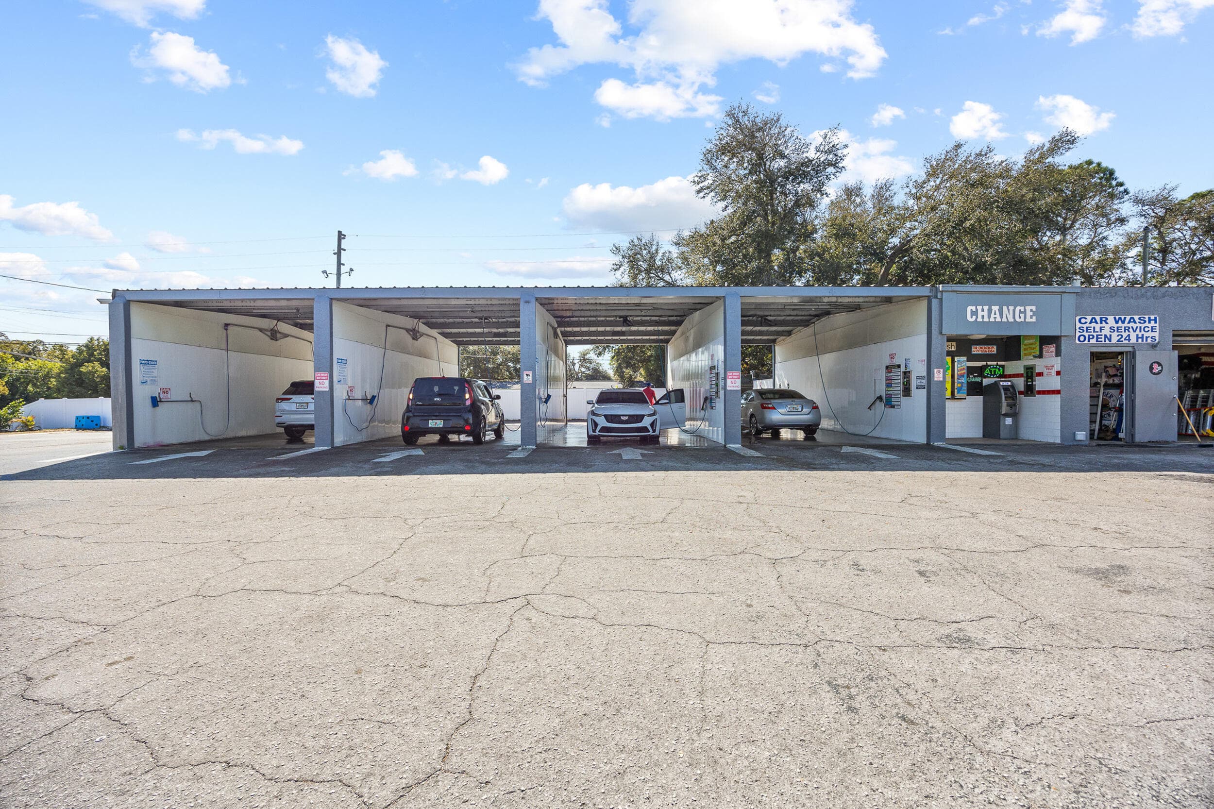 11500 Walsingham Road, Largo, FL 33778 4