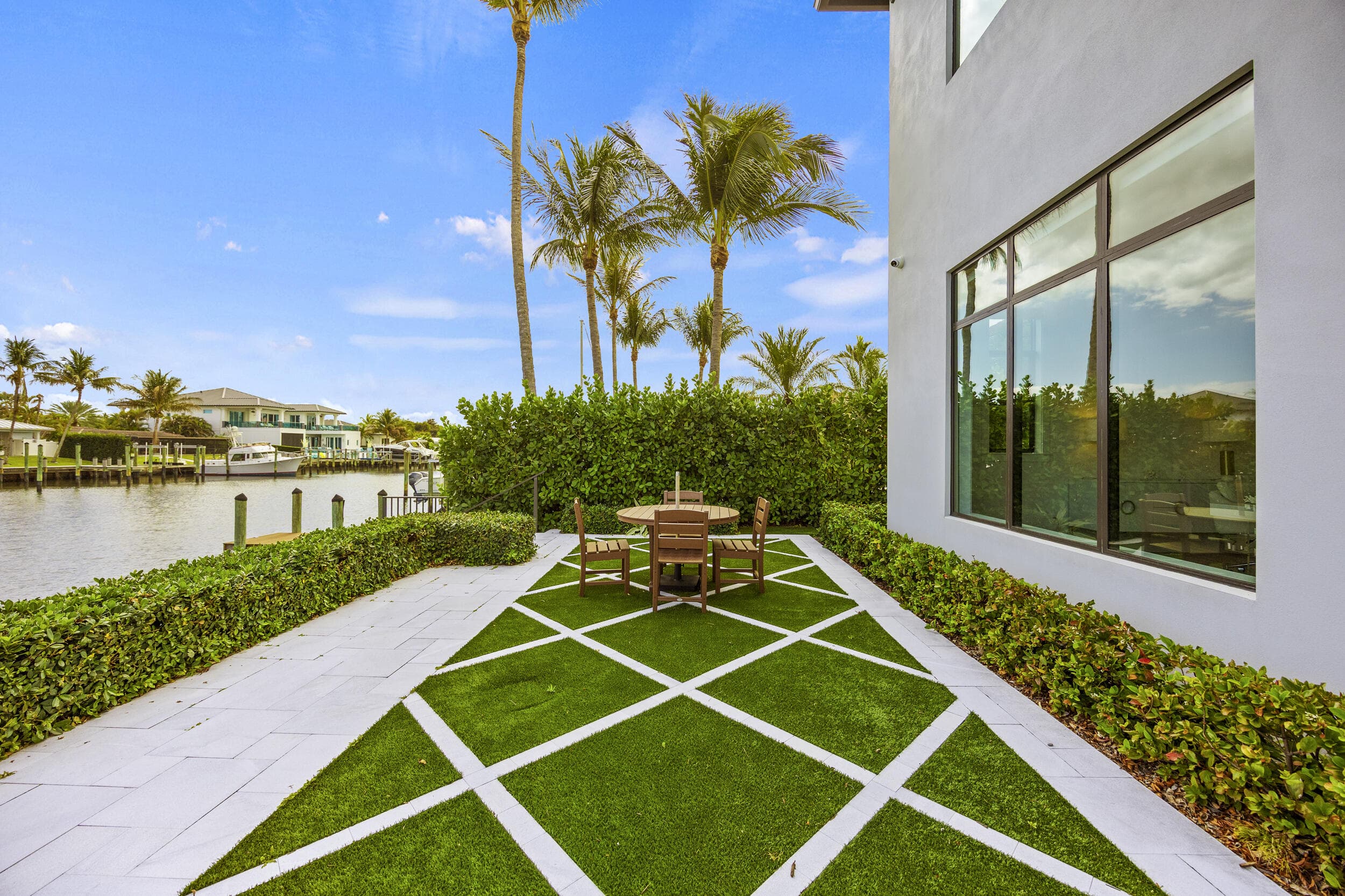 736 Lagoon Drive, North Palm Beach, FL 33408 34