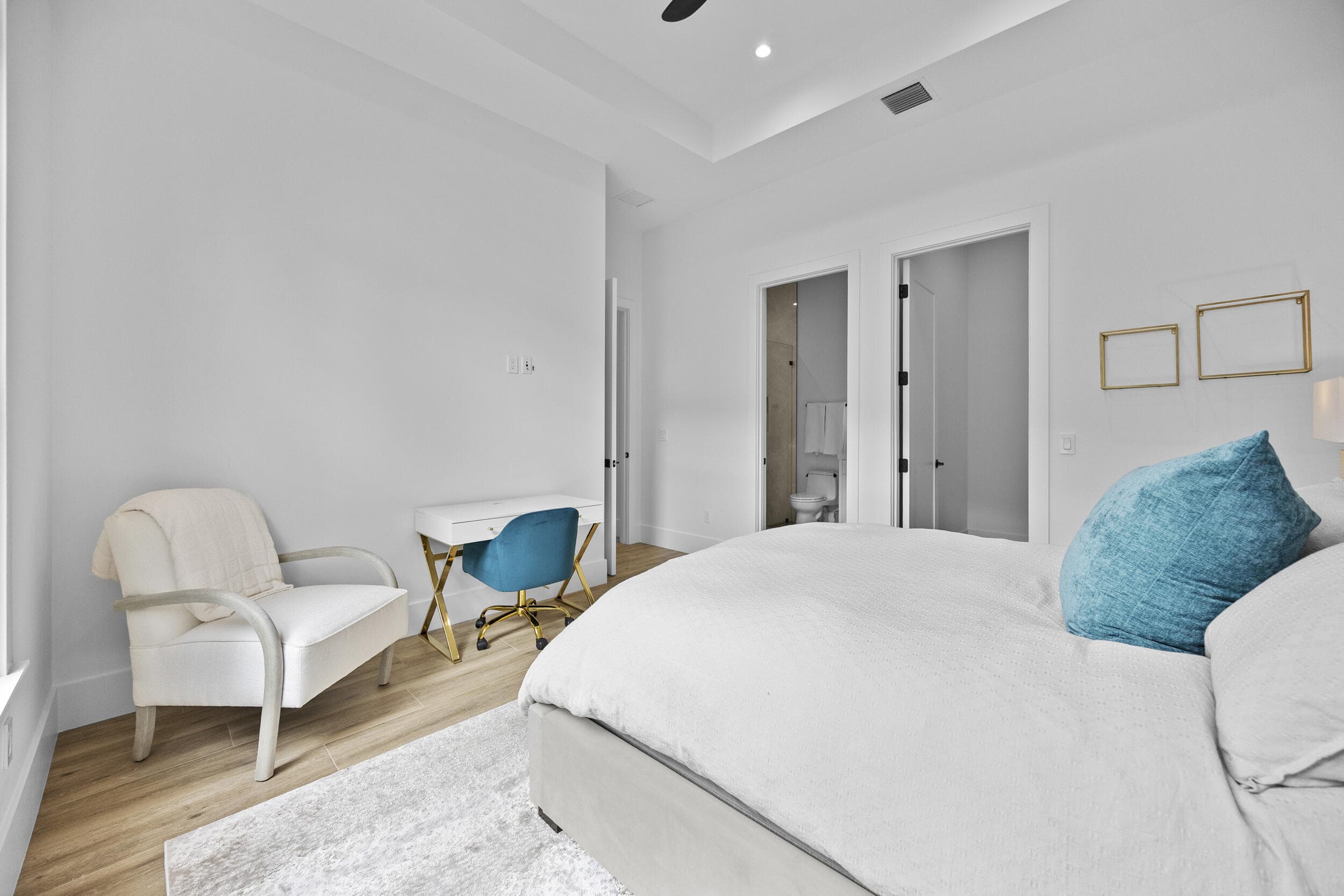 736 Lagoon Drive, North Palm Beach, FL 33408 102