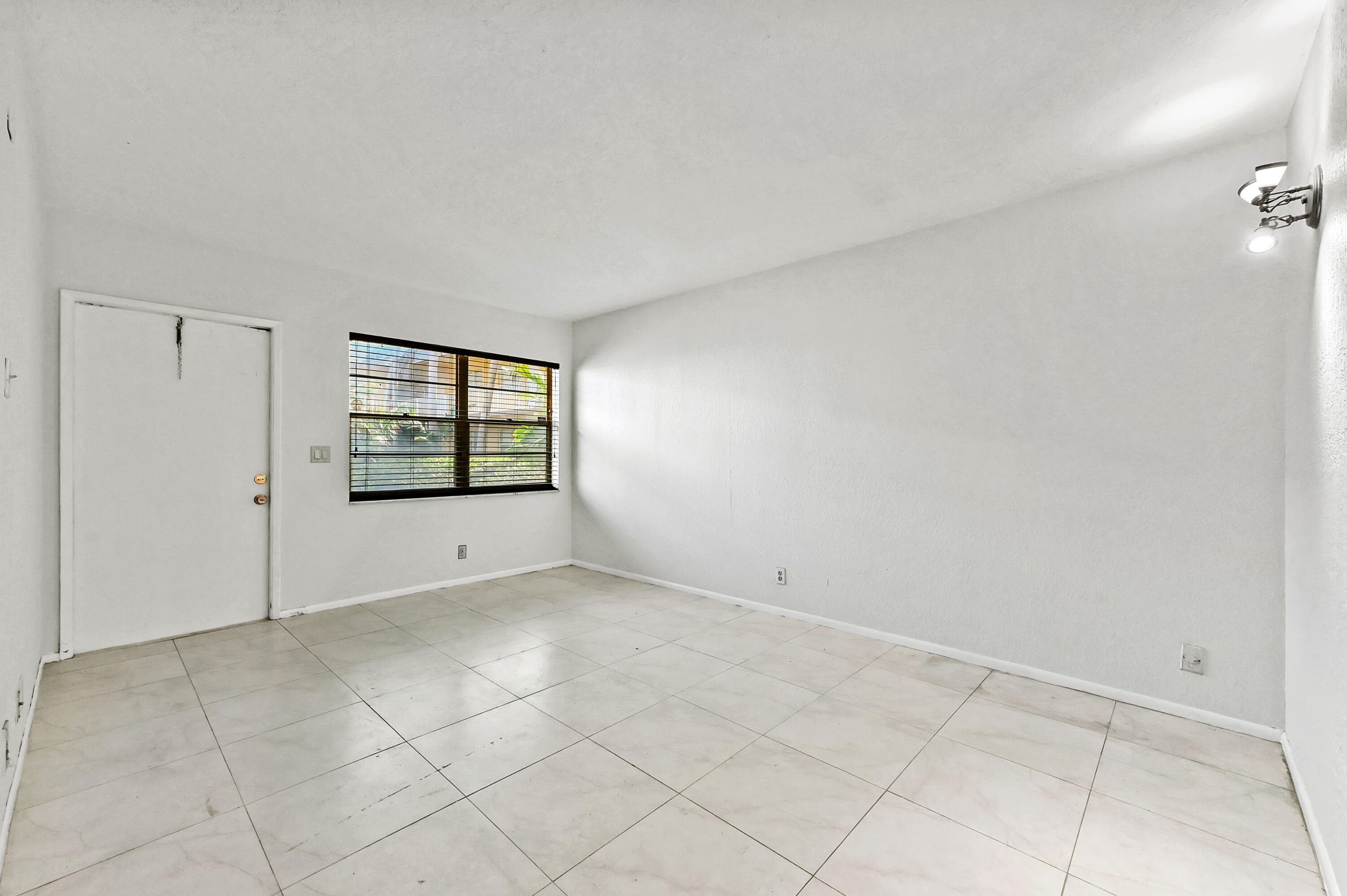 240 Croton Avenue 102, Lantana, FL 33462 5
