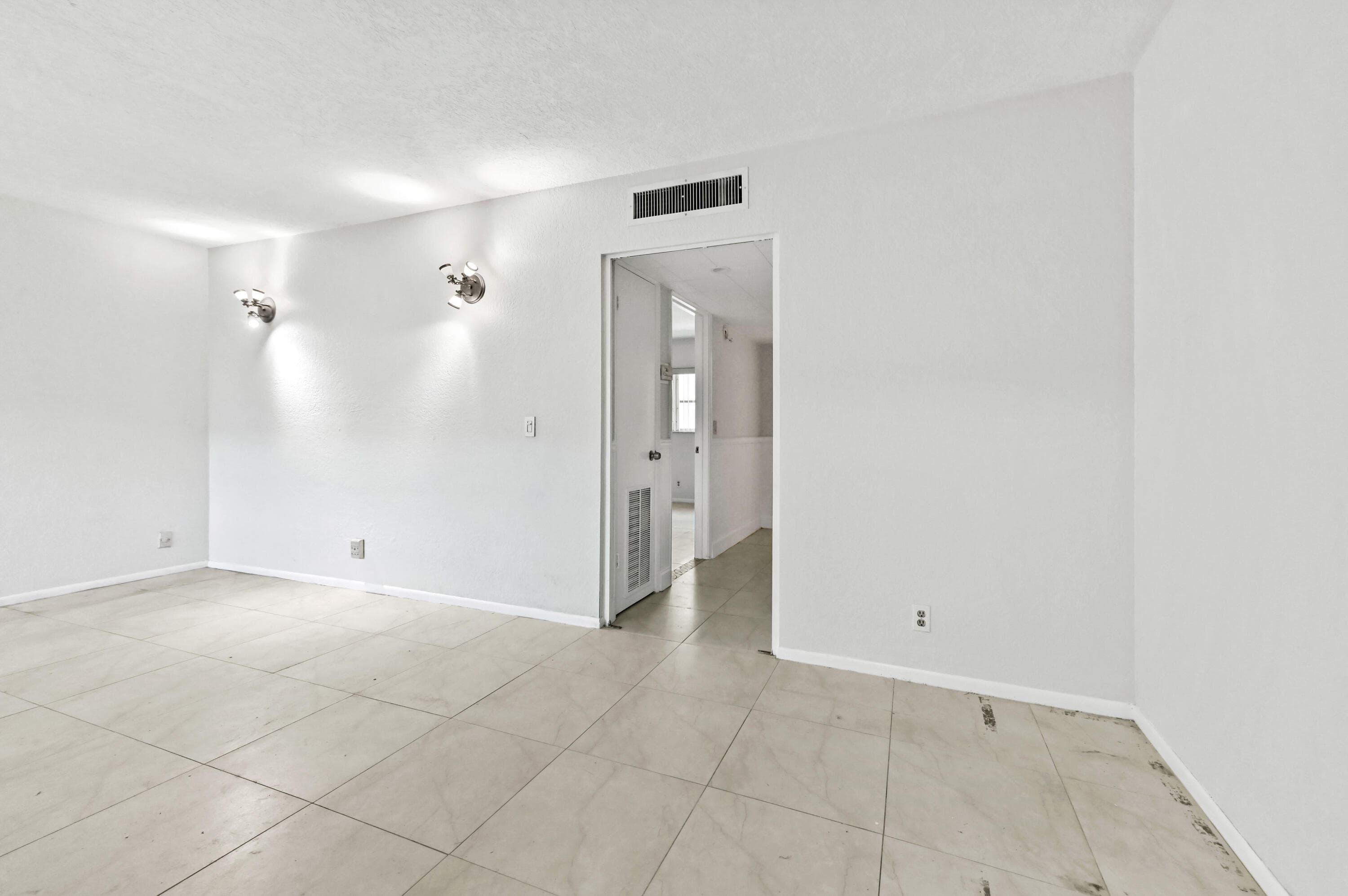 240 Croton Avenue 102, Lantana, FL 33462 7