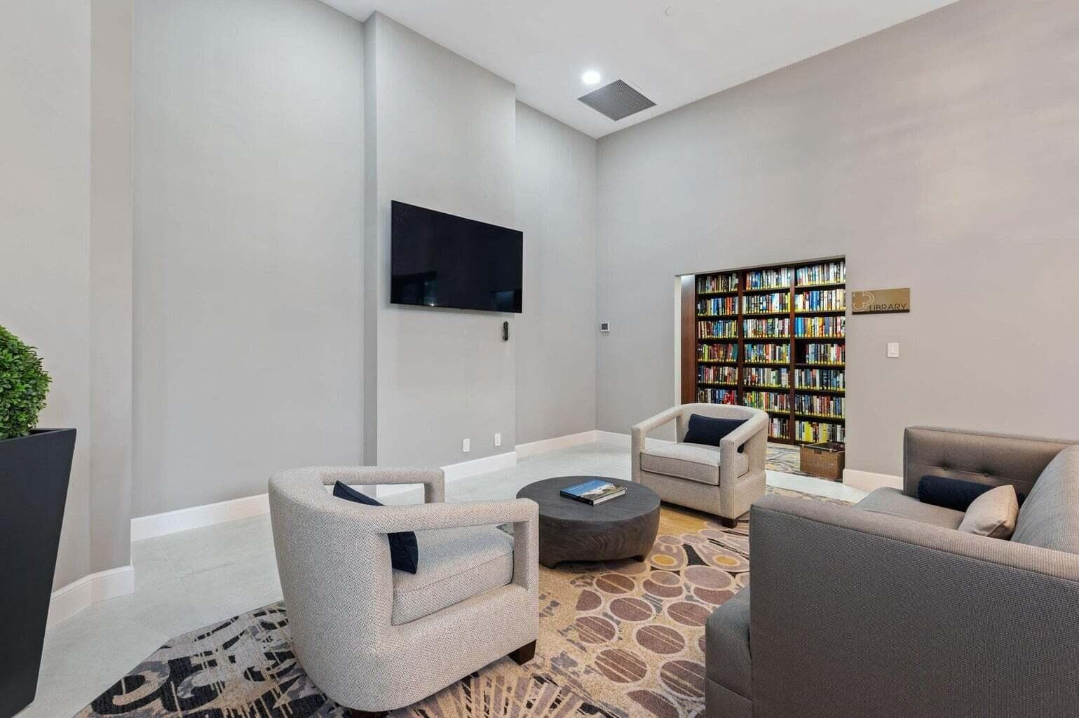100 SE 5th Avenue 102, Boca Raton, FL 33432 24