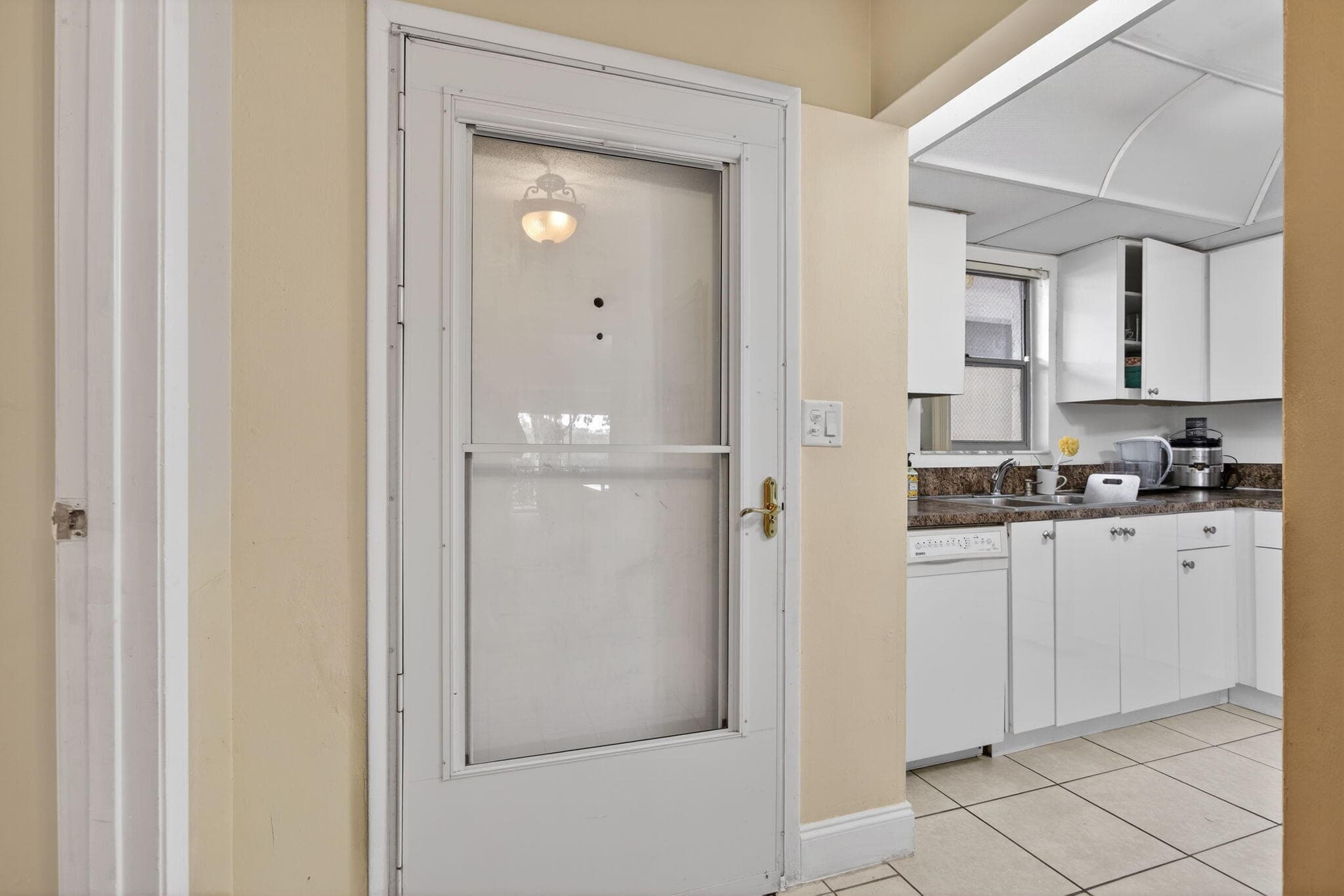 5900 NW 44th Street 115, Lauderhill, FL 33319 2