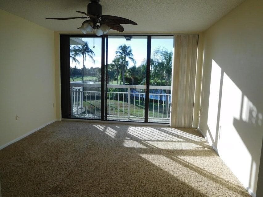 2741 Village Boulevard 304, West Palm Beach, FL 33409 4