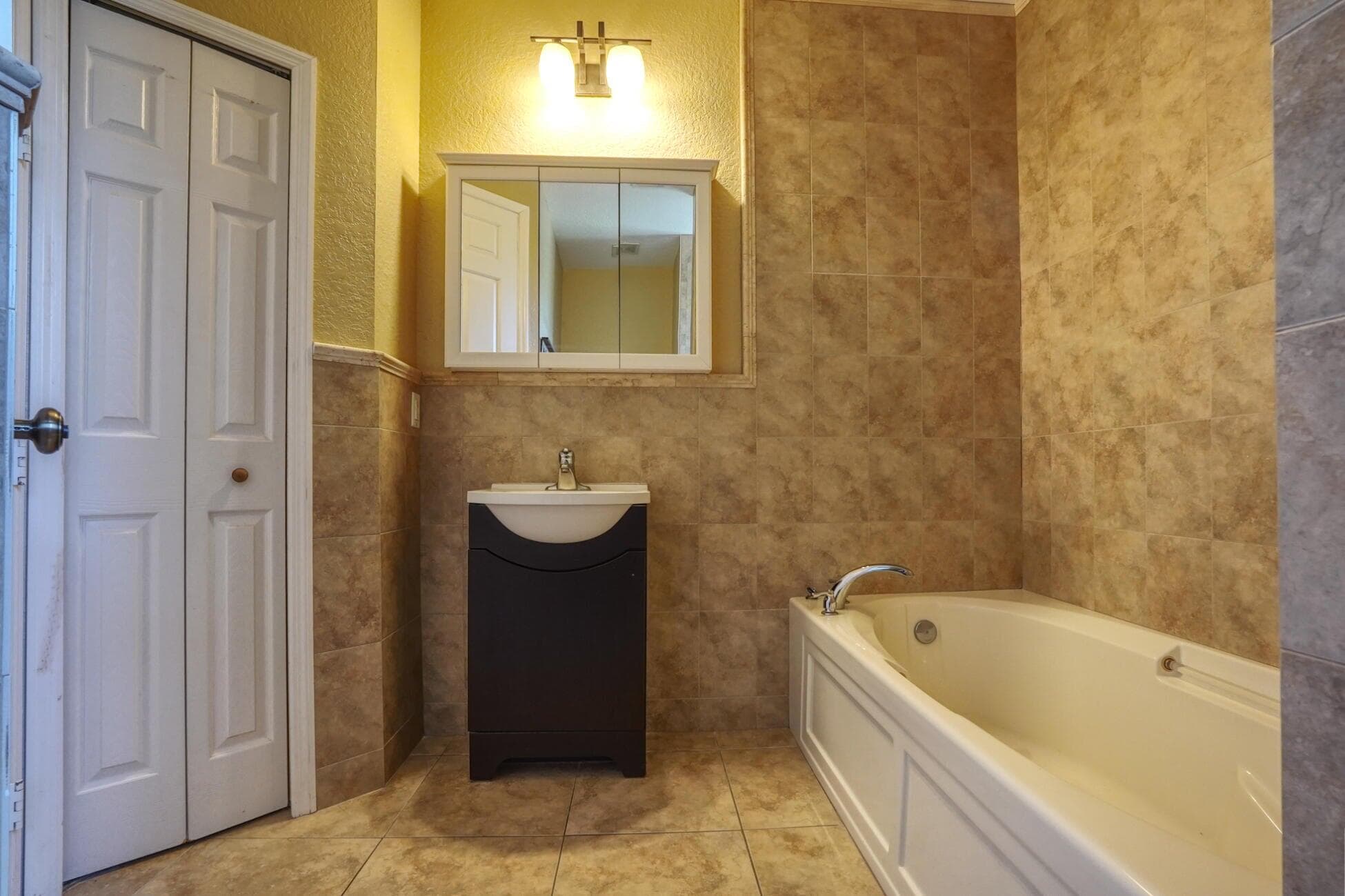 1550 C Road, Loxahatchee Groves, FL 33470 8