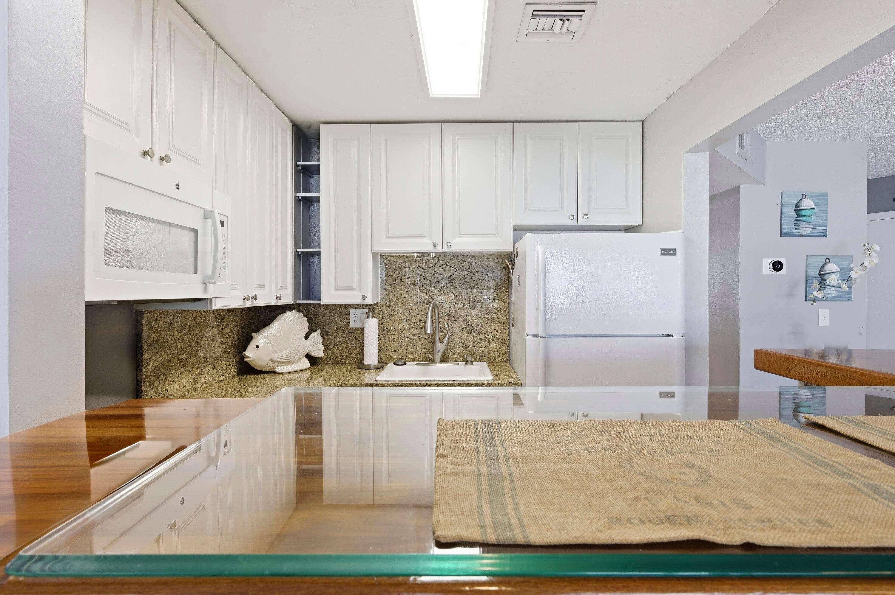 117 Lehane Terrace 205, North Palm Beach, FL 33408 13