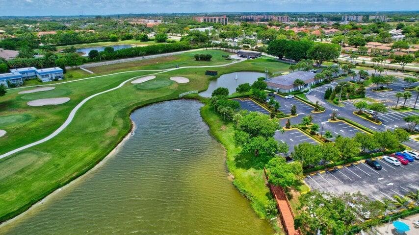 657 Brittany N, Delray Beach, FL 33446 41