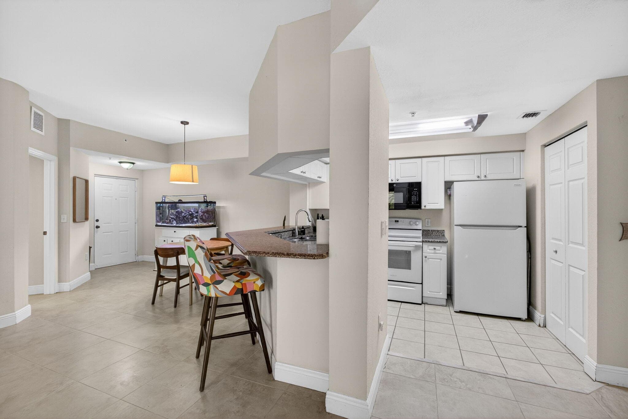 2727 Anzio Court 203, Palm Beach Gardens, FL 33410 9
