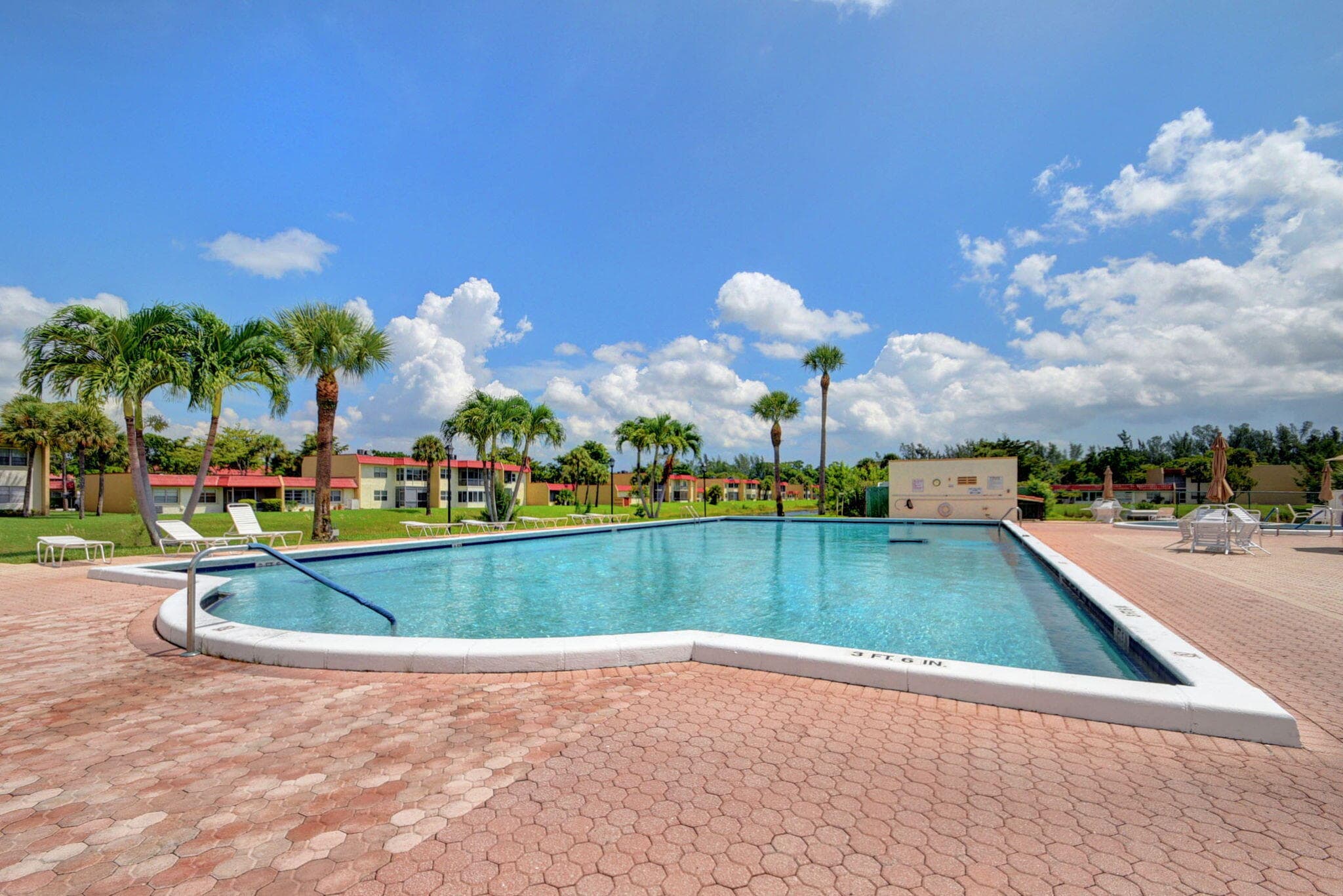 105 Lake Irene Drive, West Palm Beach, FL 33411 38