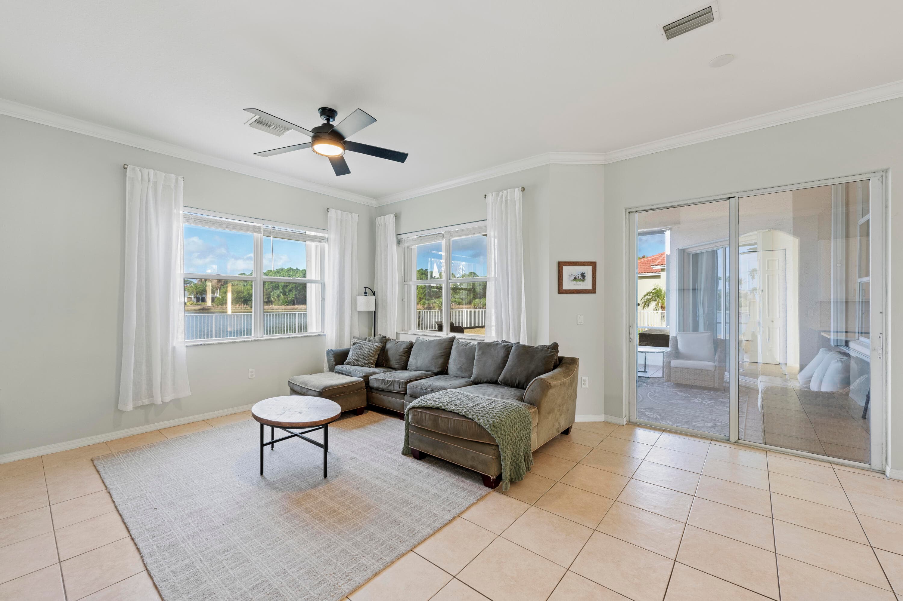 625 SW Long Key Court, Port St. Lucie, FL 34986 18