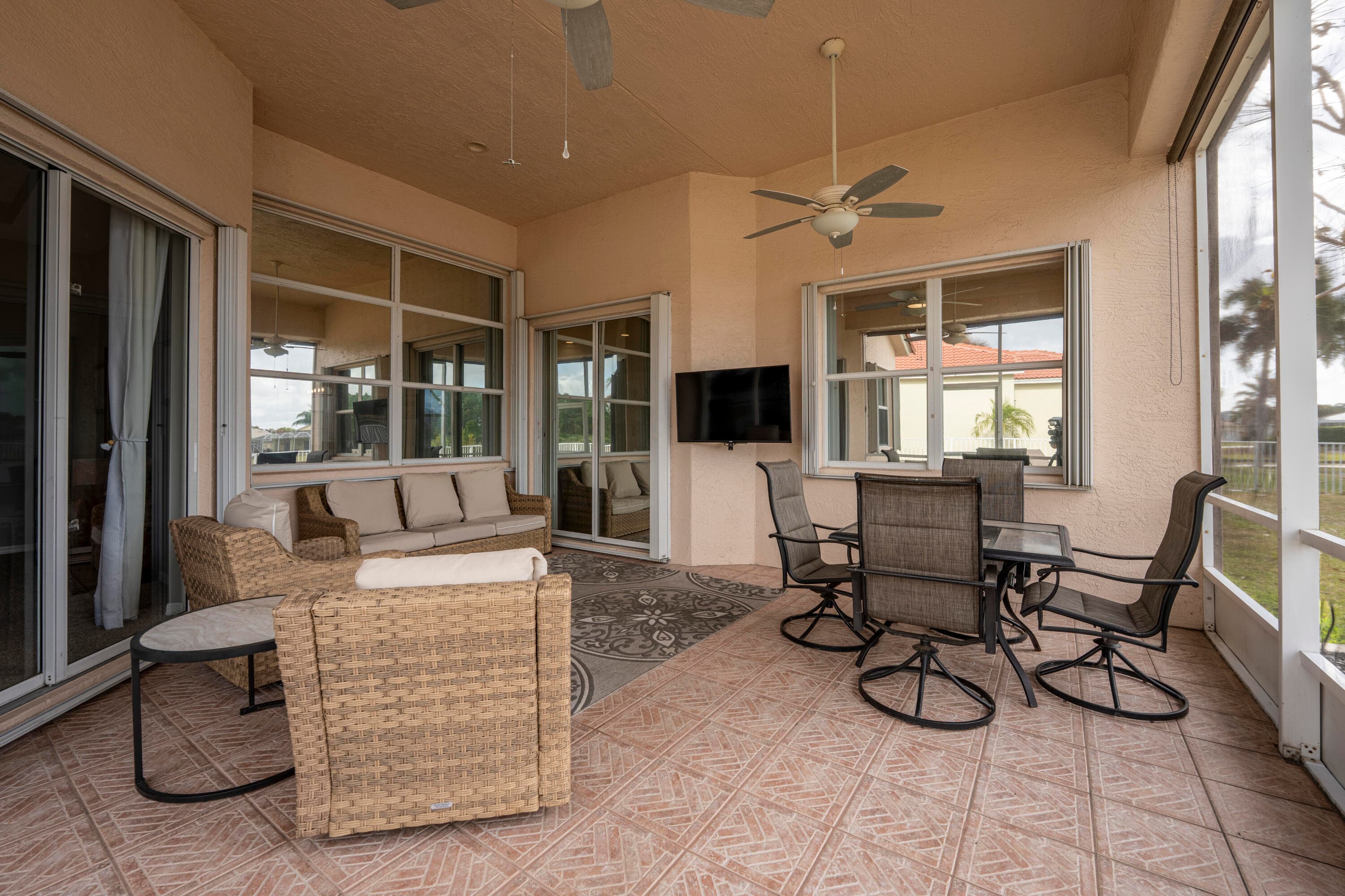 625 SW Long Key Court, Port St. Lucie, FL 34986 44