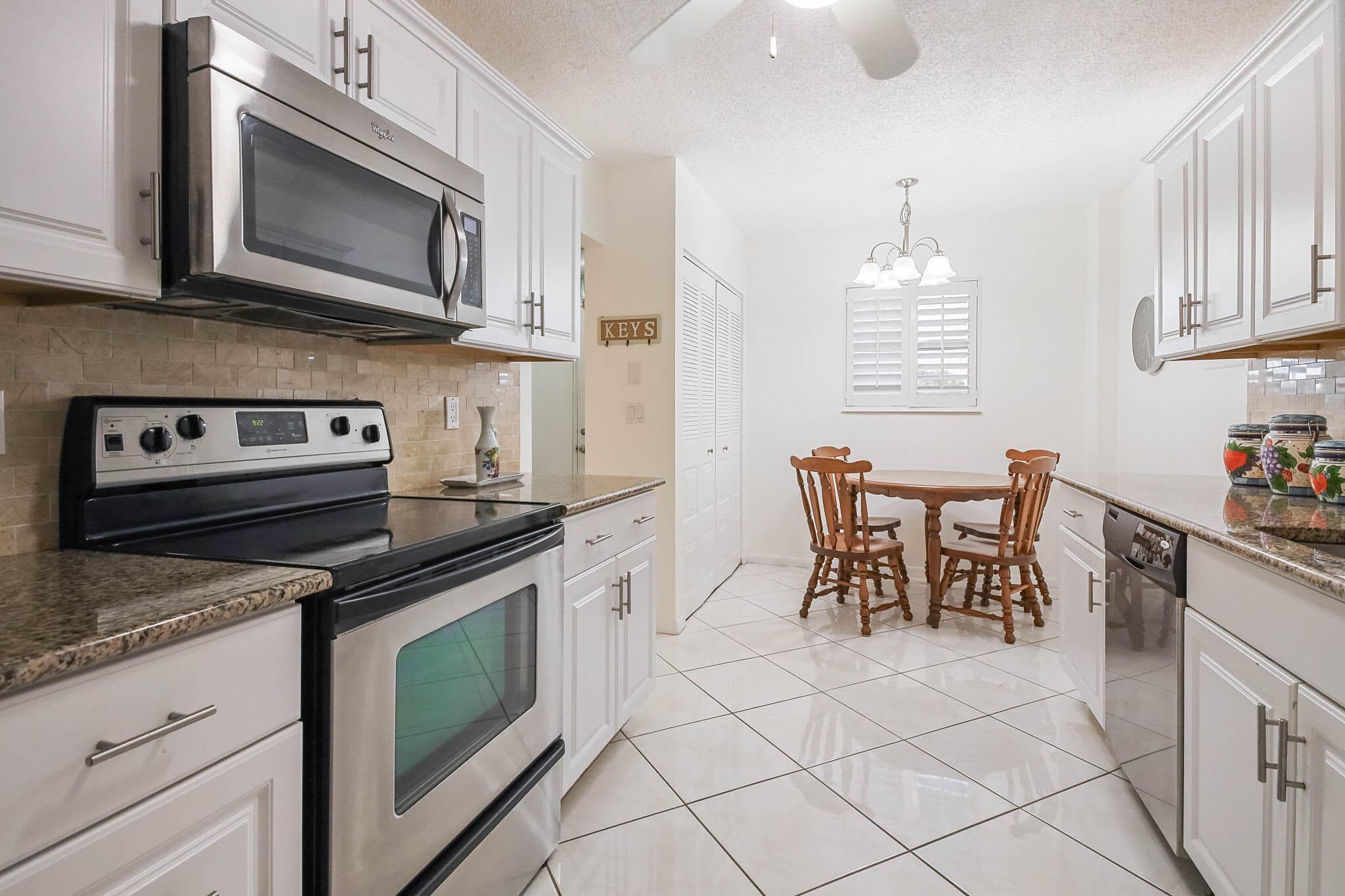 6850 10th Avenue N 206, Lake Worth, FL 33467 7