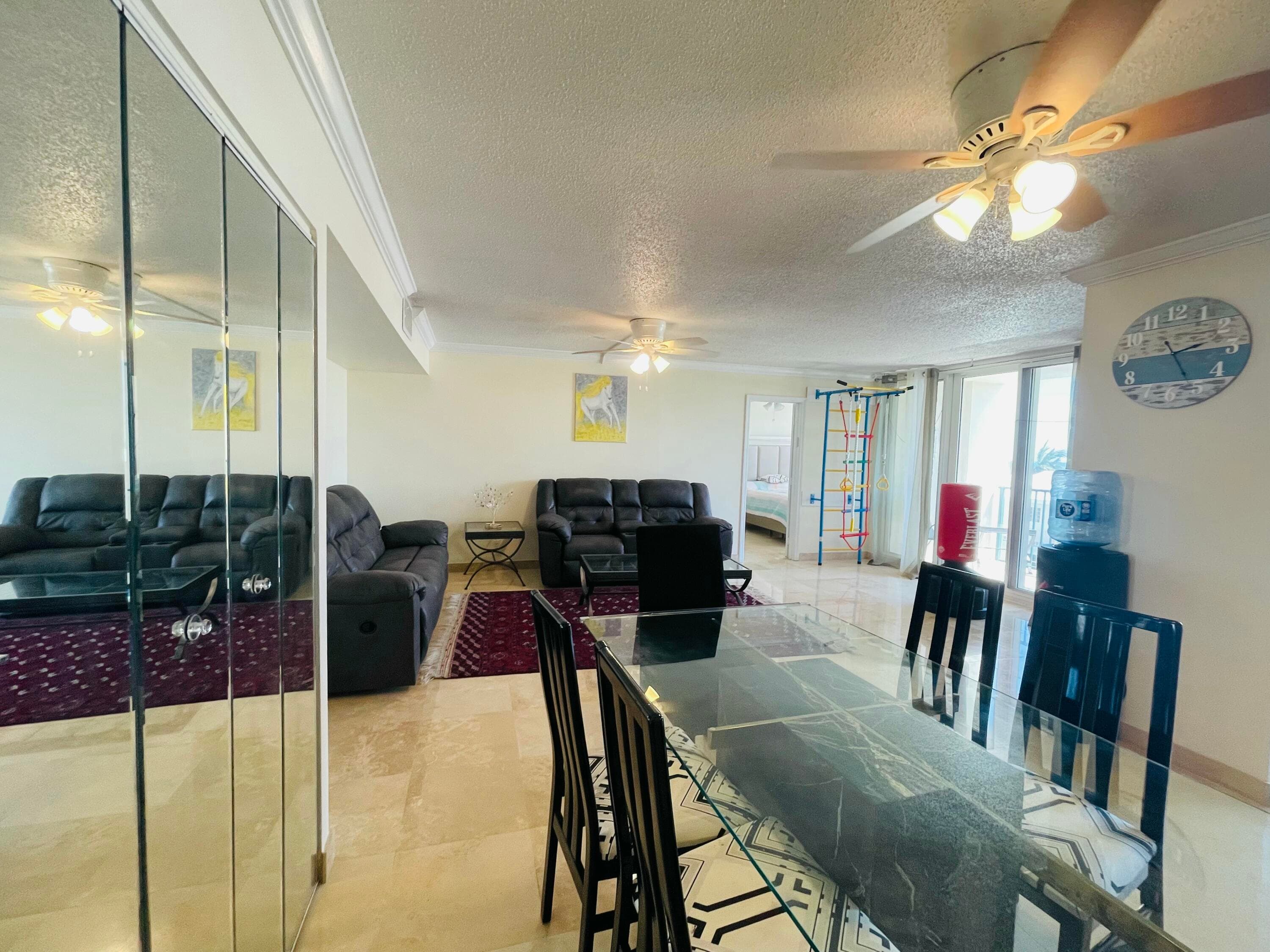 1237 Hillsboro Mile 302, Hillsboro Beach, FL 33062 24