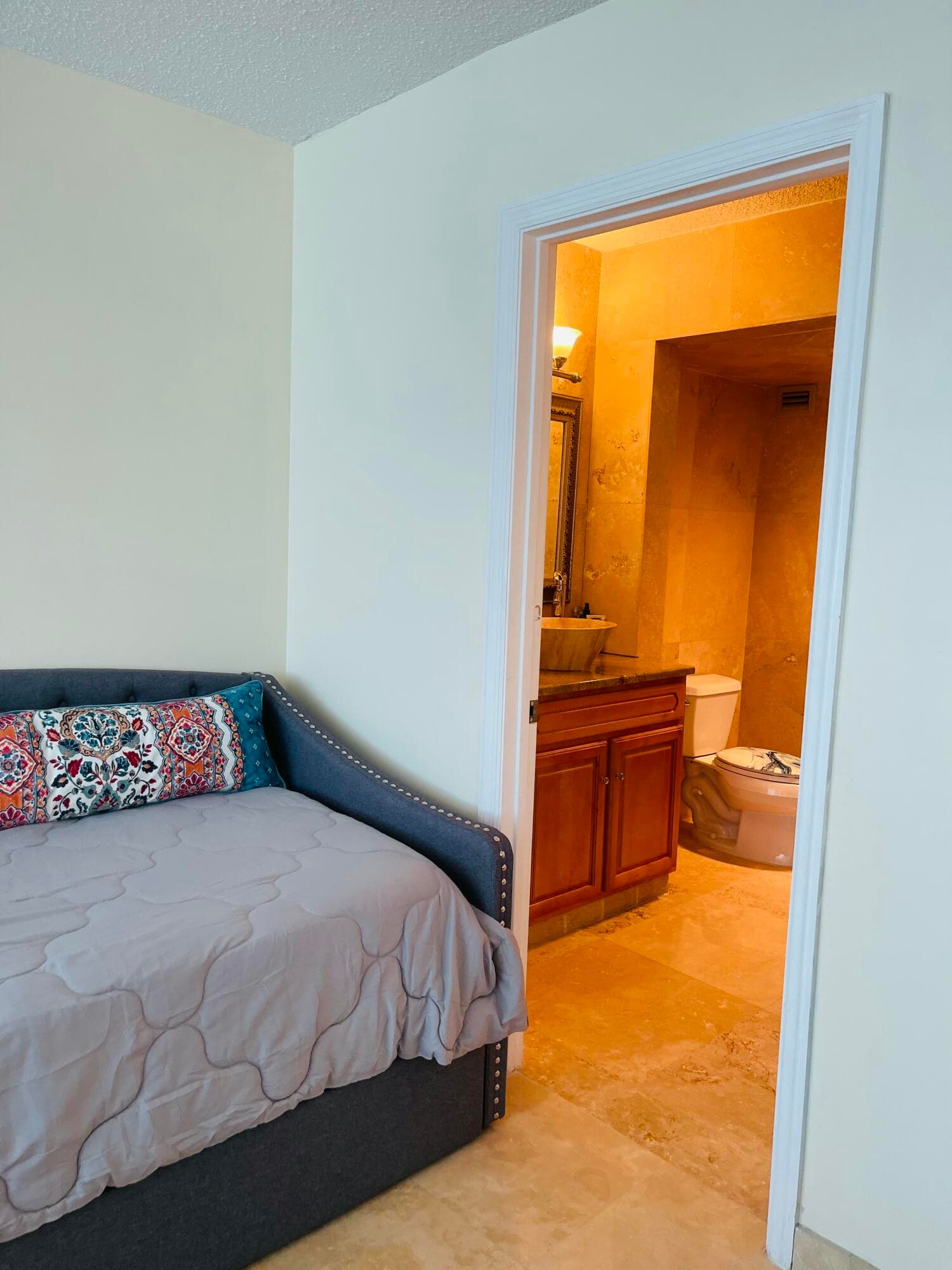 1237 Hillsboro Mile 302, Hillsboro Beach, FL 33062 36