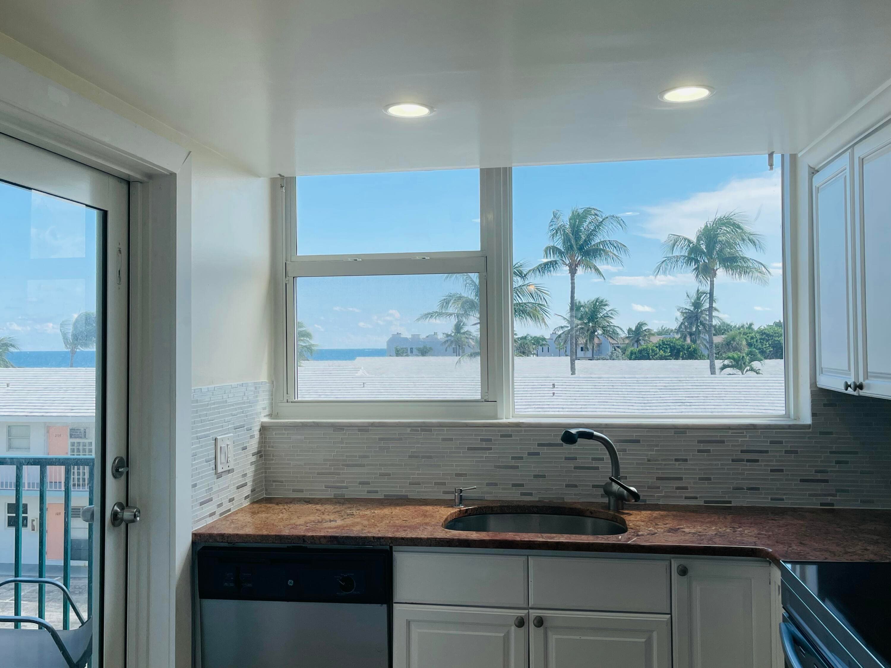 1237 Hillsboro Mile 302, Hillsboro Beach, FL 33062 46
