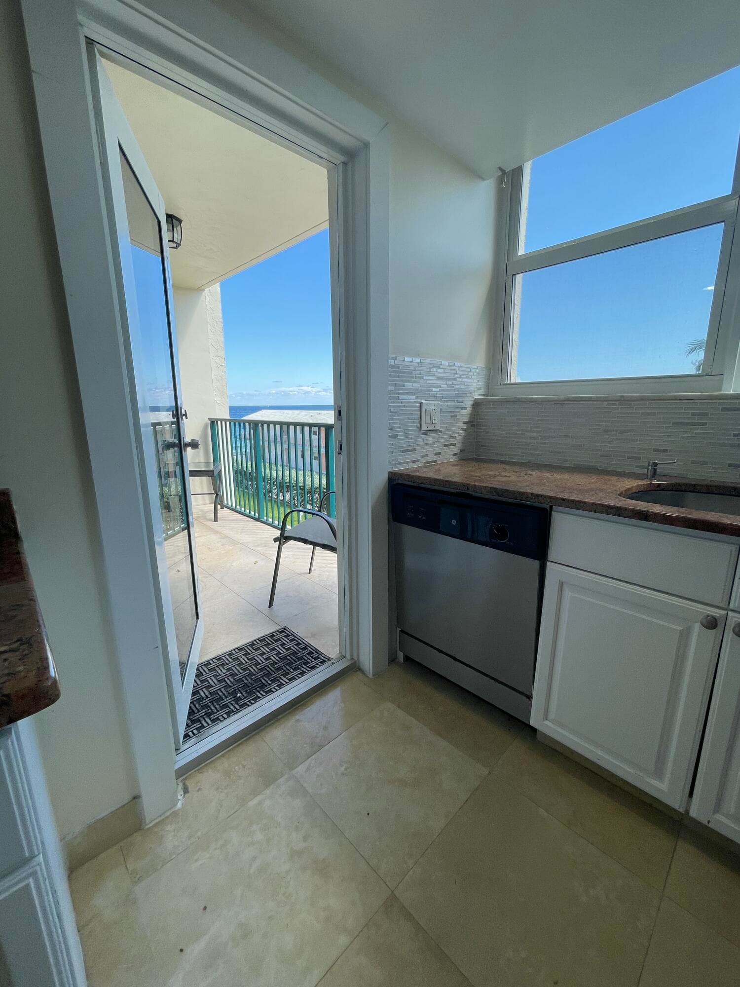 1237 Hillsboro Mile 302, Hillsboro Beach, FL 33062 56