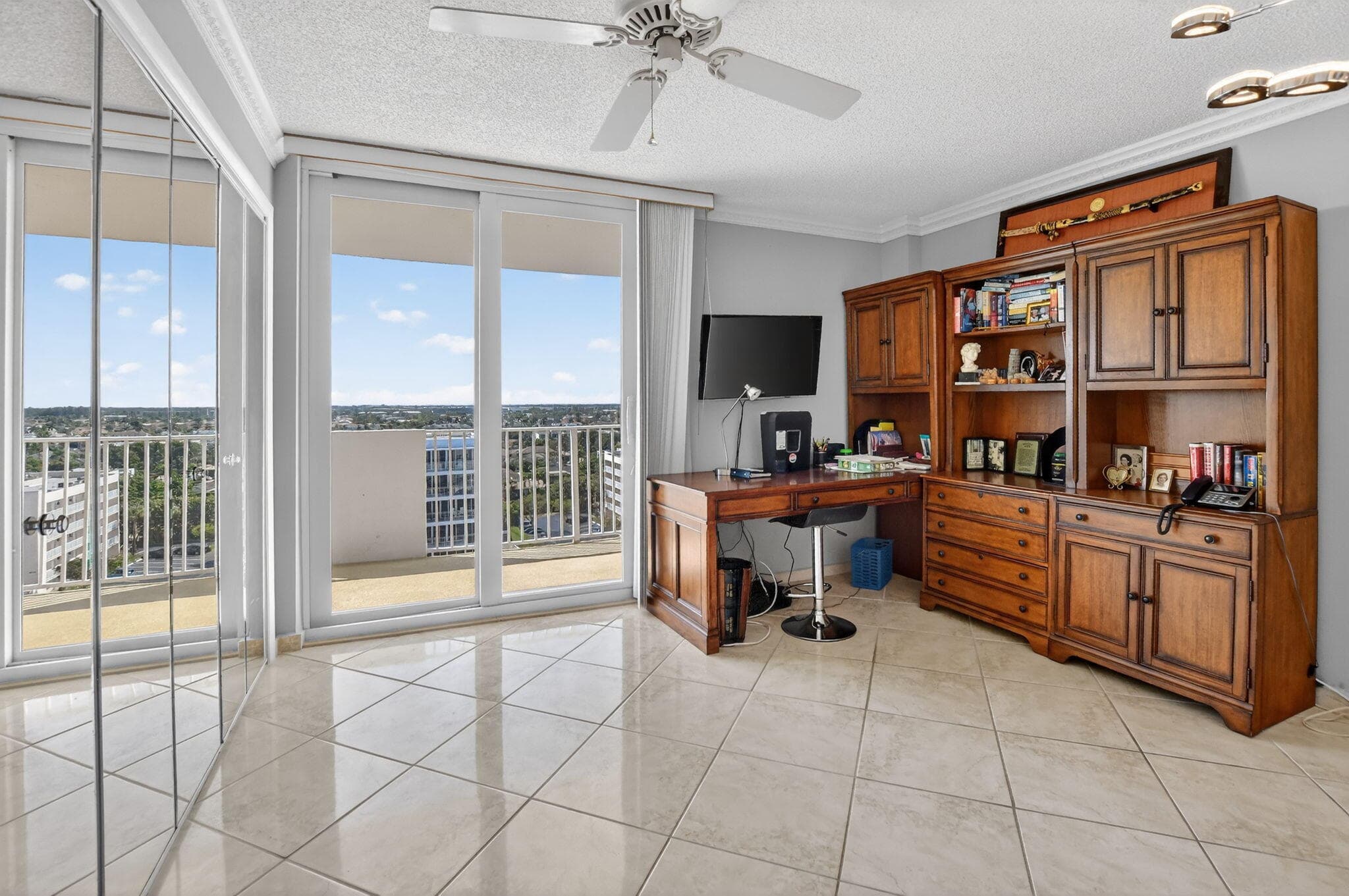 3000 S Ocean Boulevard 1004, Boca Raton, FL 33432 32