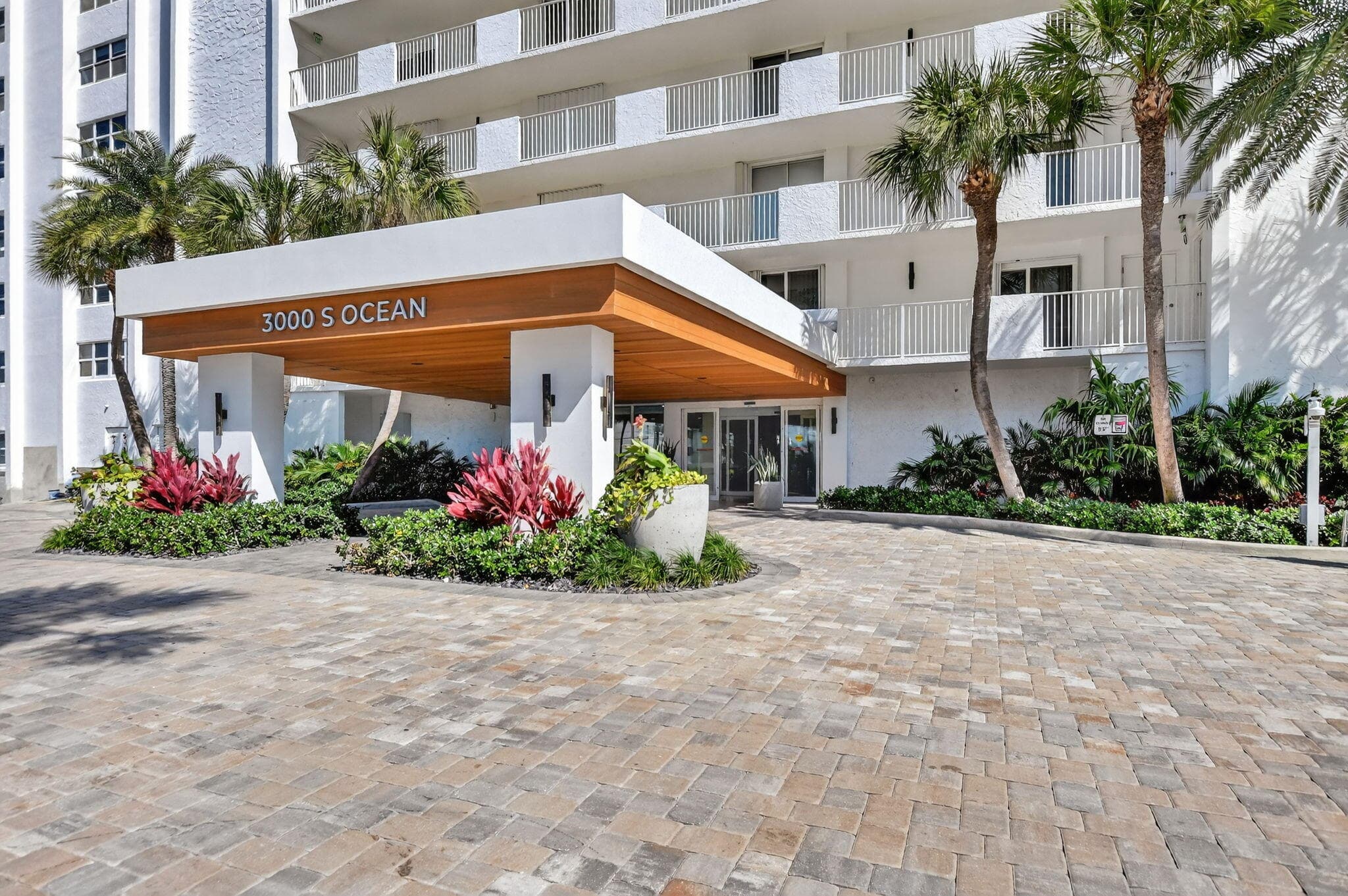 3000 S Ocean Boulevard 1004, Boca Raton, FL 33432 55