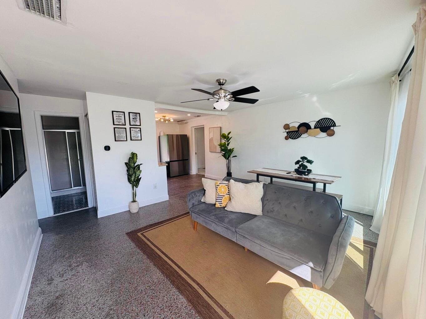 2711 NE 11th Terrace, Pompano Beach, FL 33064 6