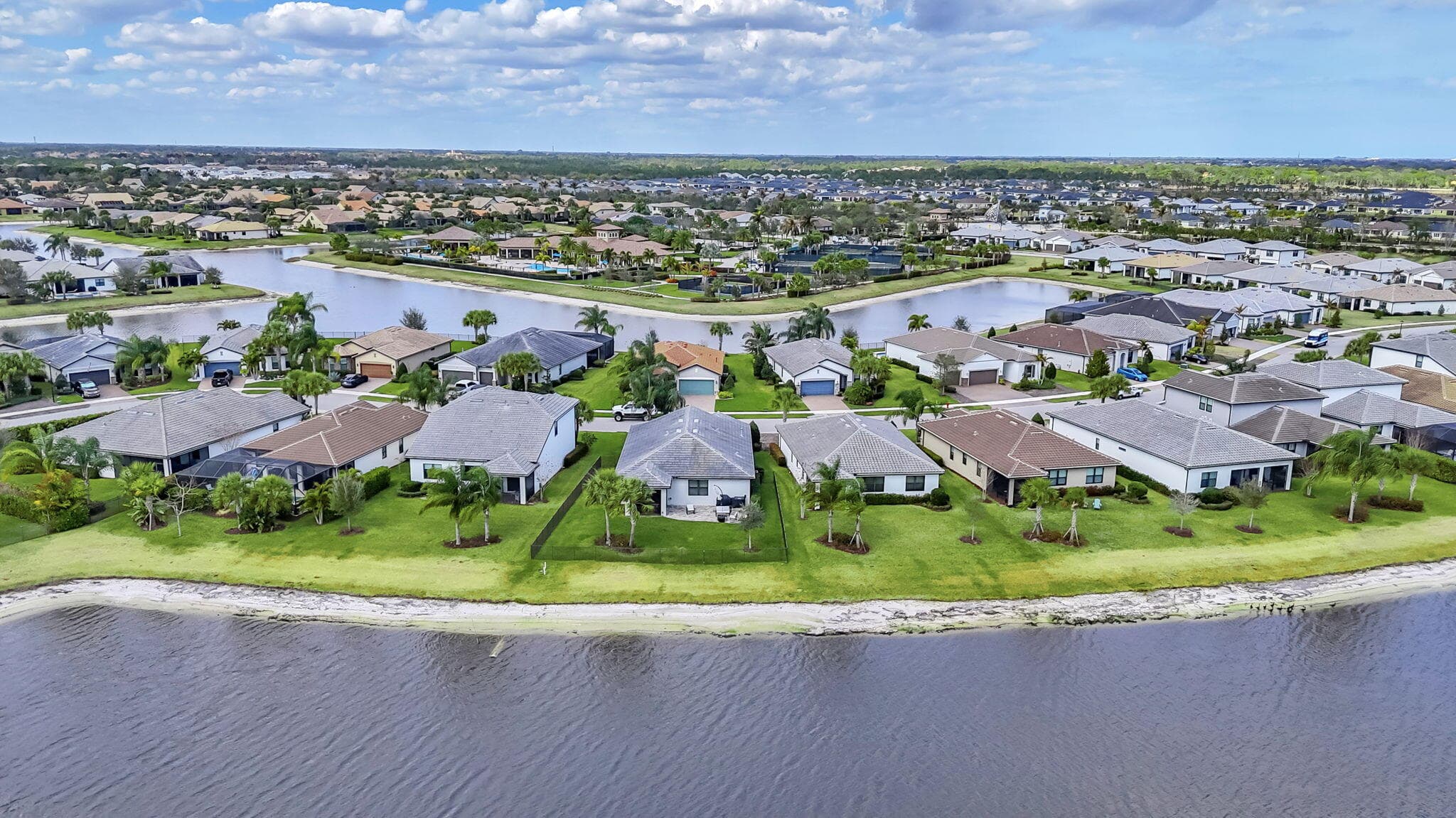 479 SE Vallarta Drive, Port St. Lucie, FL 34984 46