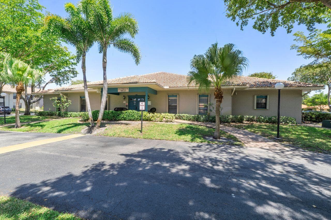 9960 Pineapple Tree Drive 107, Boynton Beach, FL 33436 31