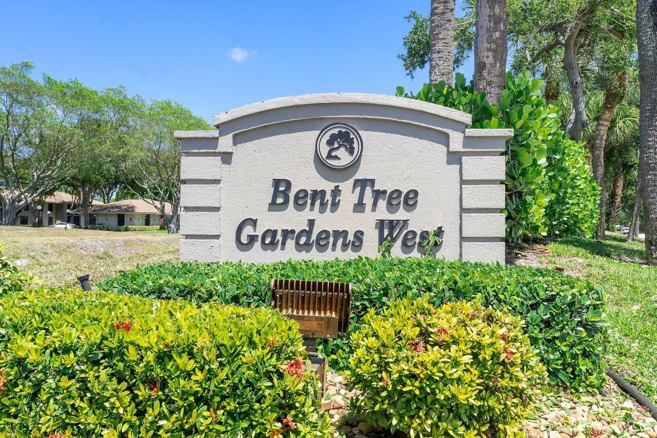 9960 Pineapple Tree Drive 107, Boynton Beach, FL 33436 35