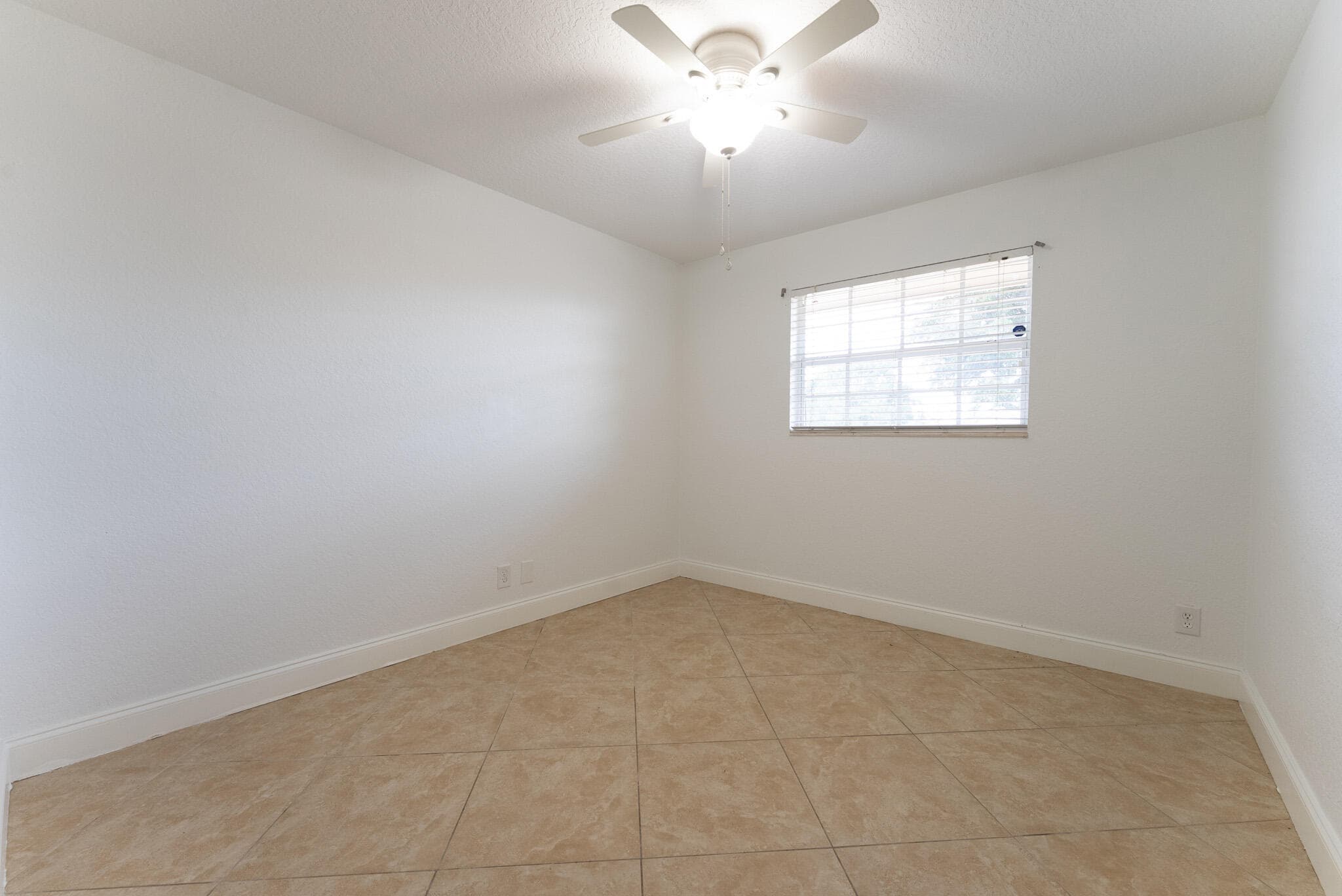 63 Andros Road, Palm Springs, FL 33461 20