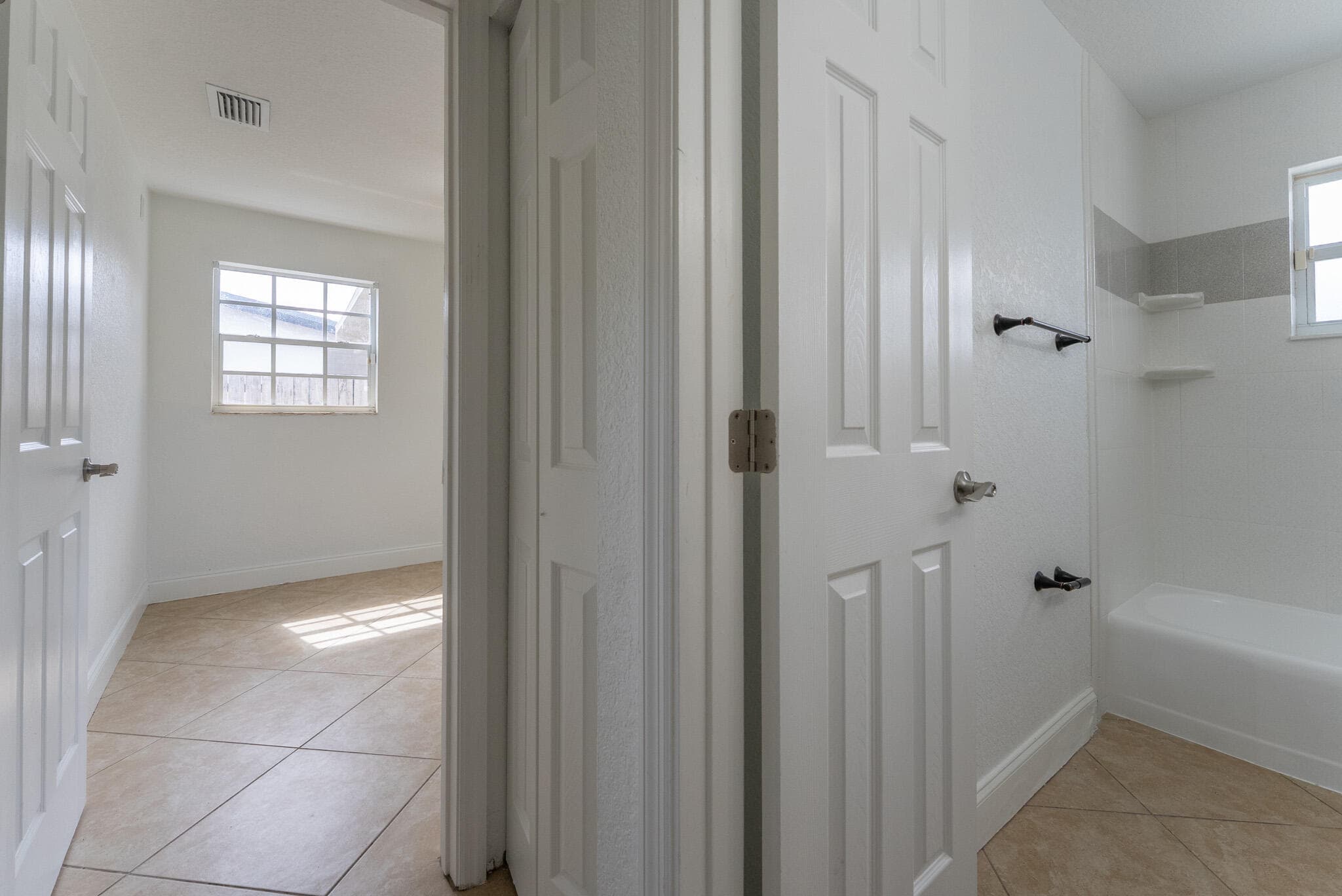 63 Andros Road, Palm Springs, FL 33461 13