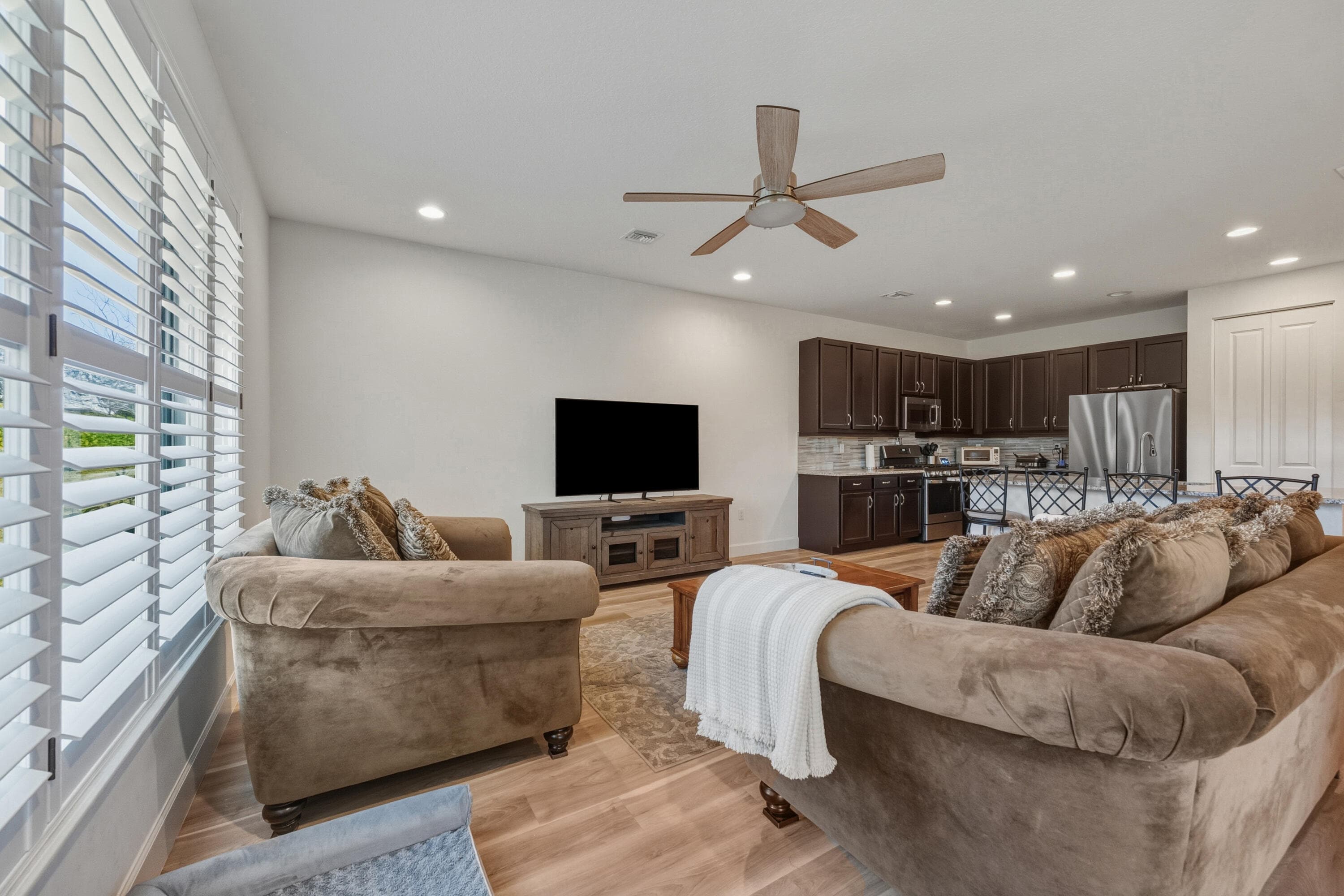 11455 SW Golden Mountain Way, Port St. Lucie, FL 34987 10