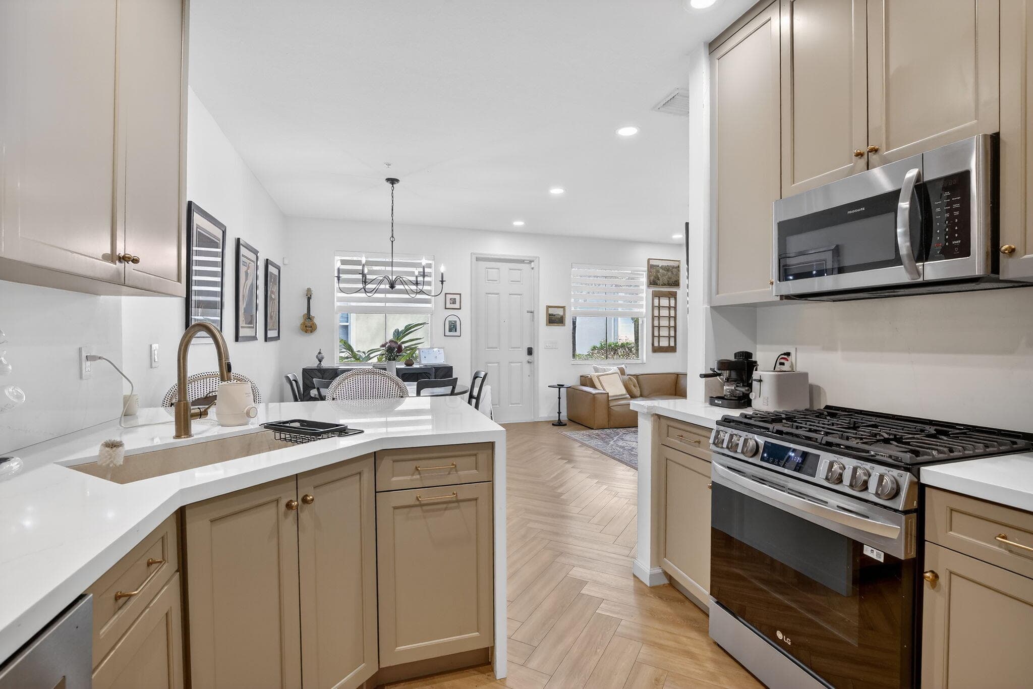 12631 NW 32nd Place, Sunrise, FL 33323 11